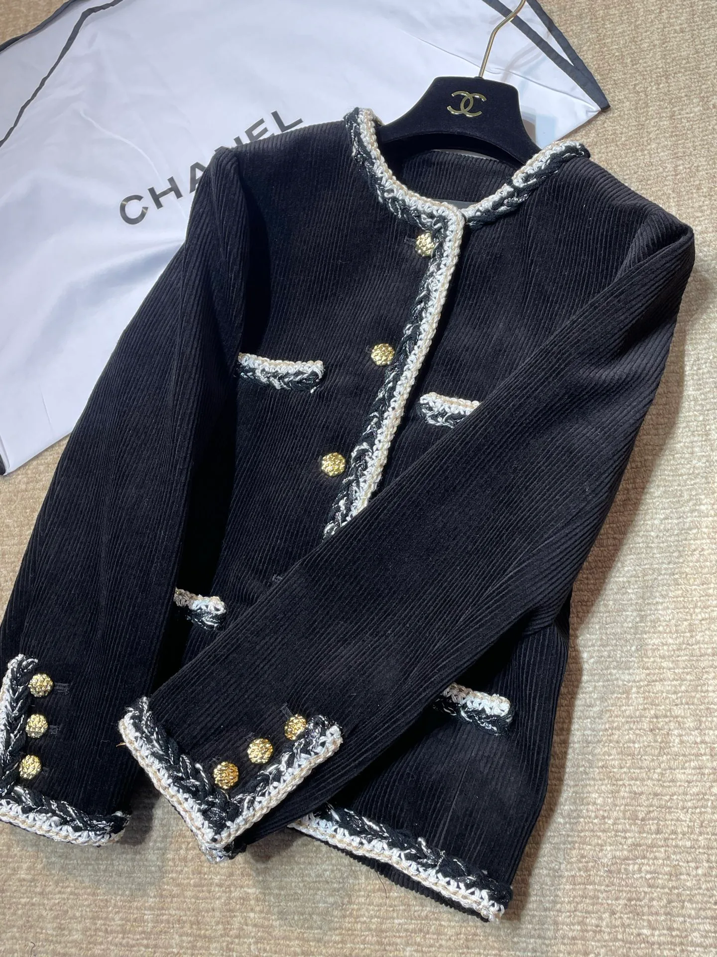 Куртки И Пуховики Женские Chanel 477388