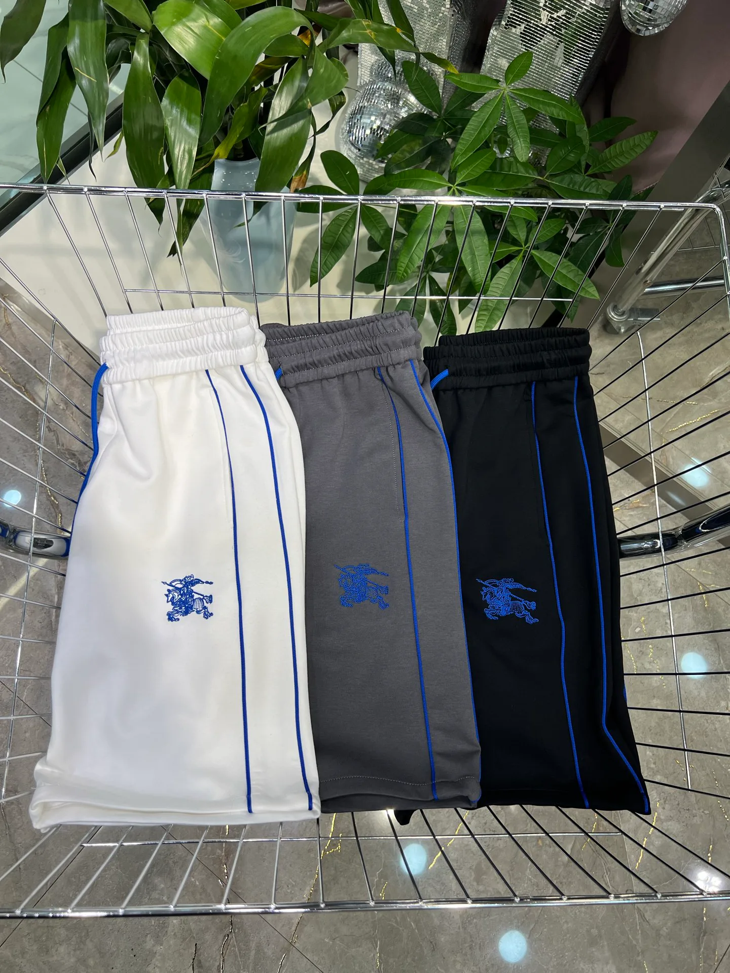 Шорты Женские Burberry Шорты Женские Burberry