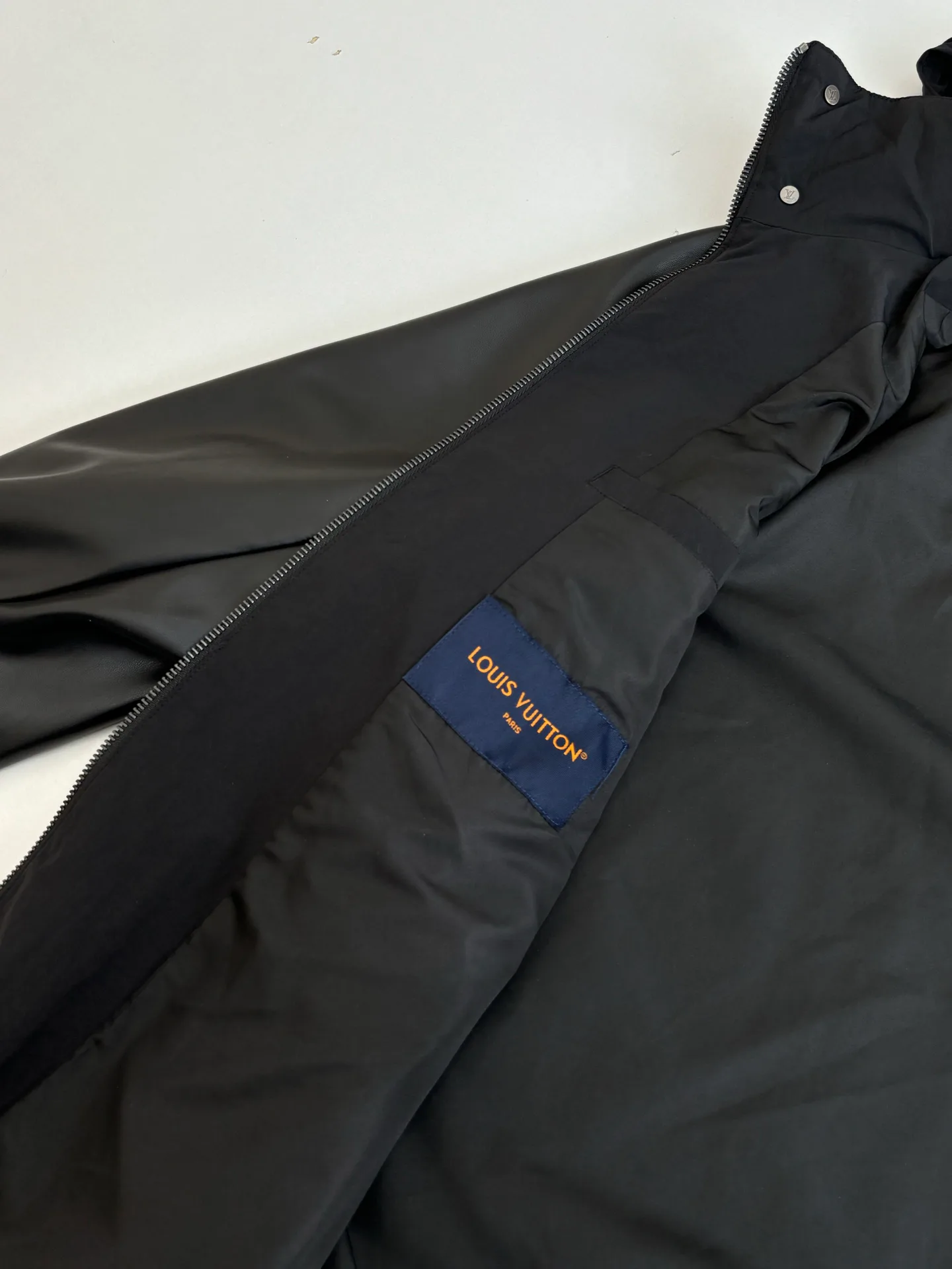 Куртки И Пуховики Мужские Louis Vuitton 424592