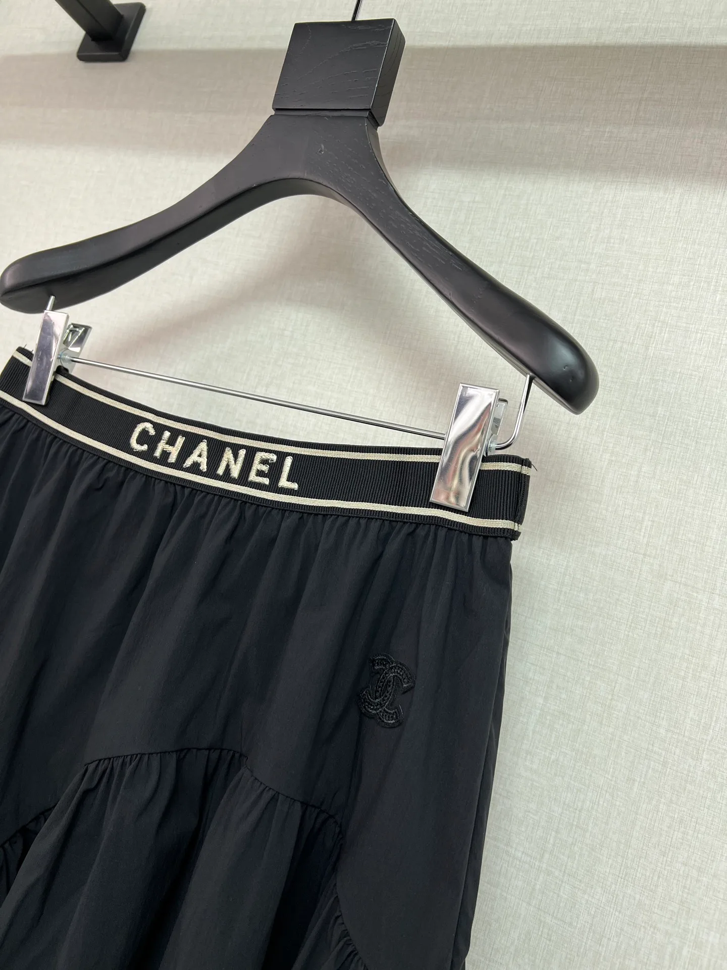 Юбки Женские Chanel 13545324