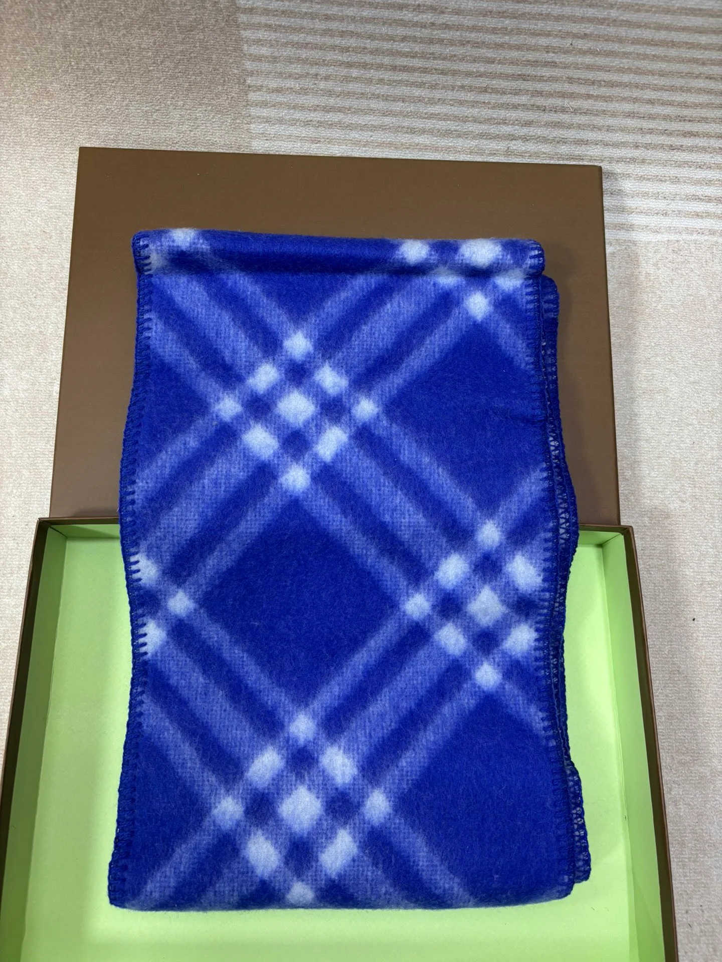 Шарфы Burberry 294909