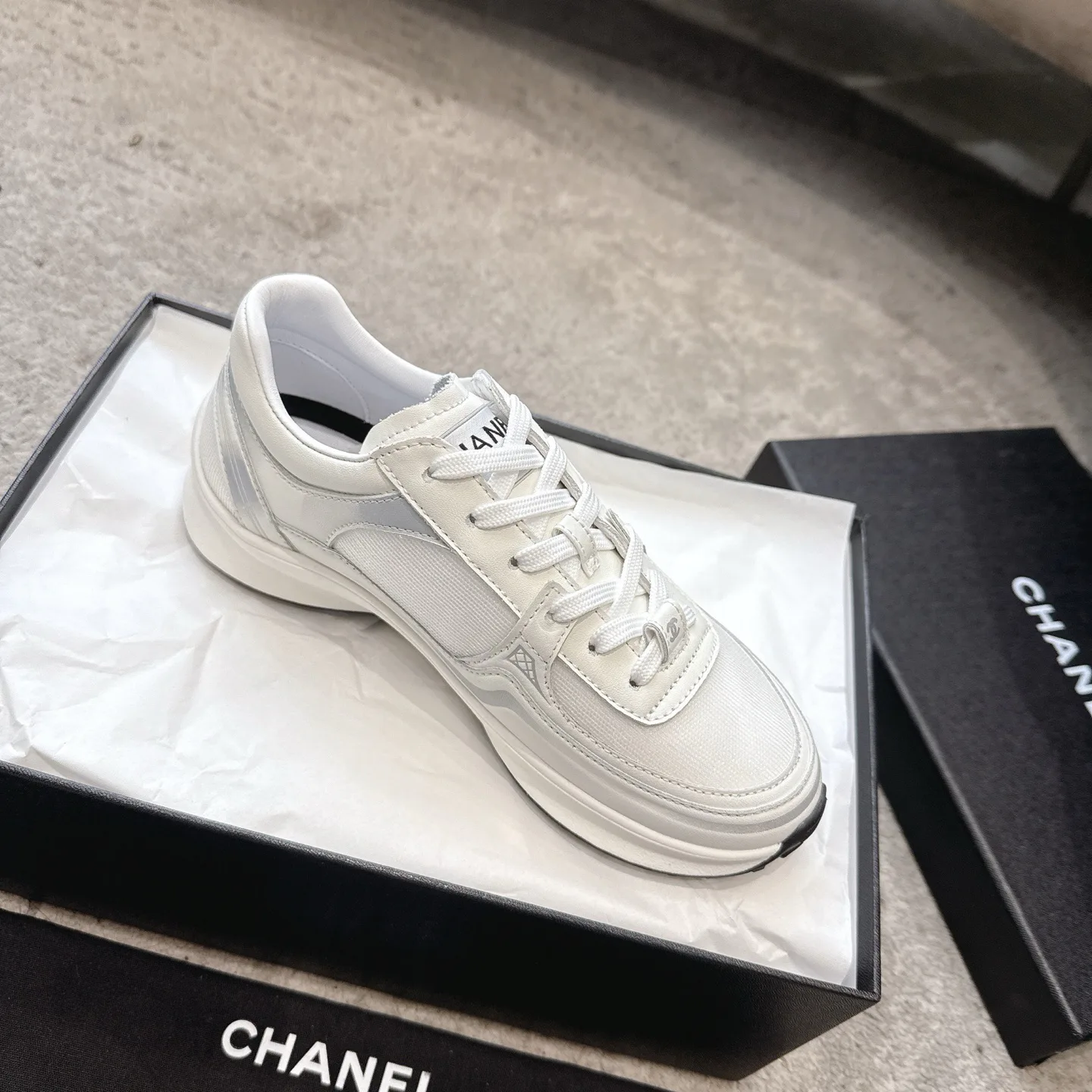 Кроссовки Женские Chanel 11407467