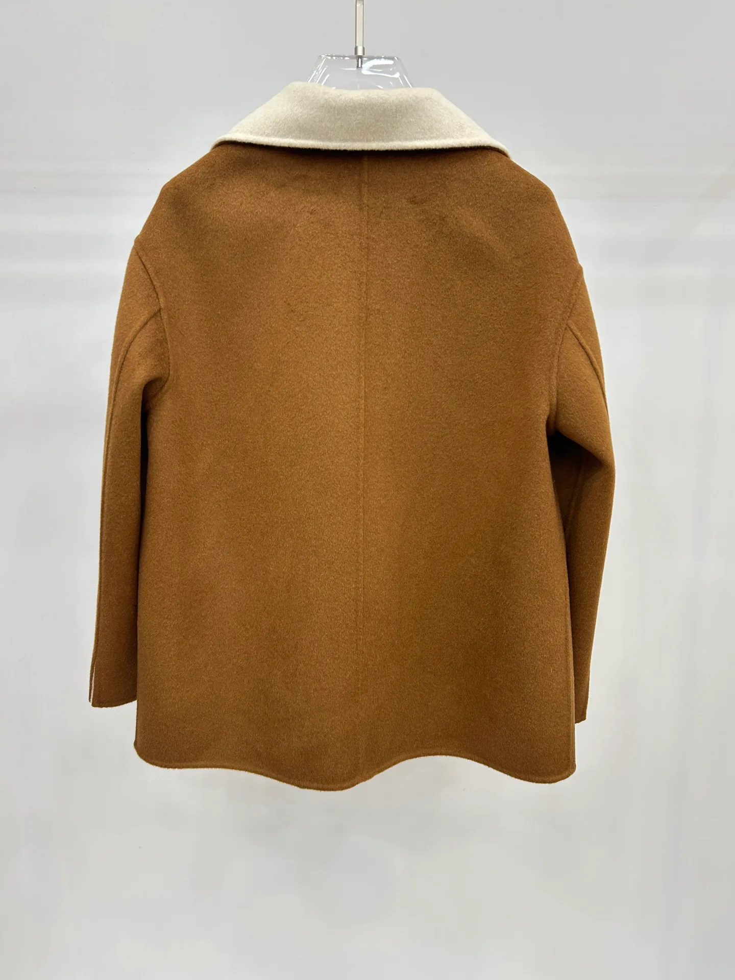 Пальто Женские Loro Piana 18399777