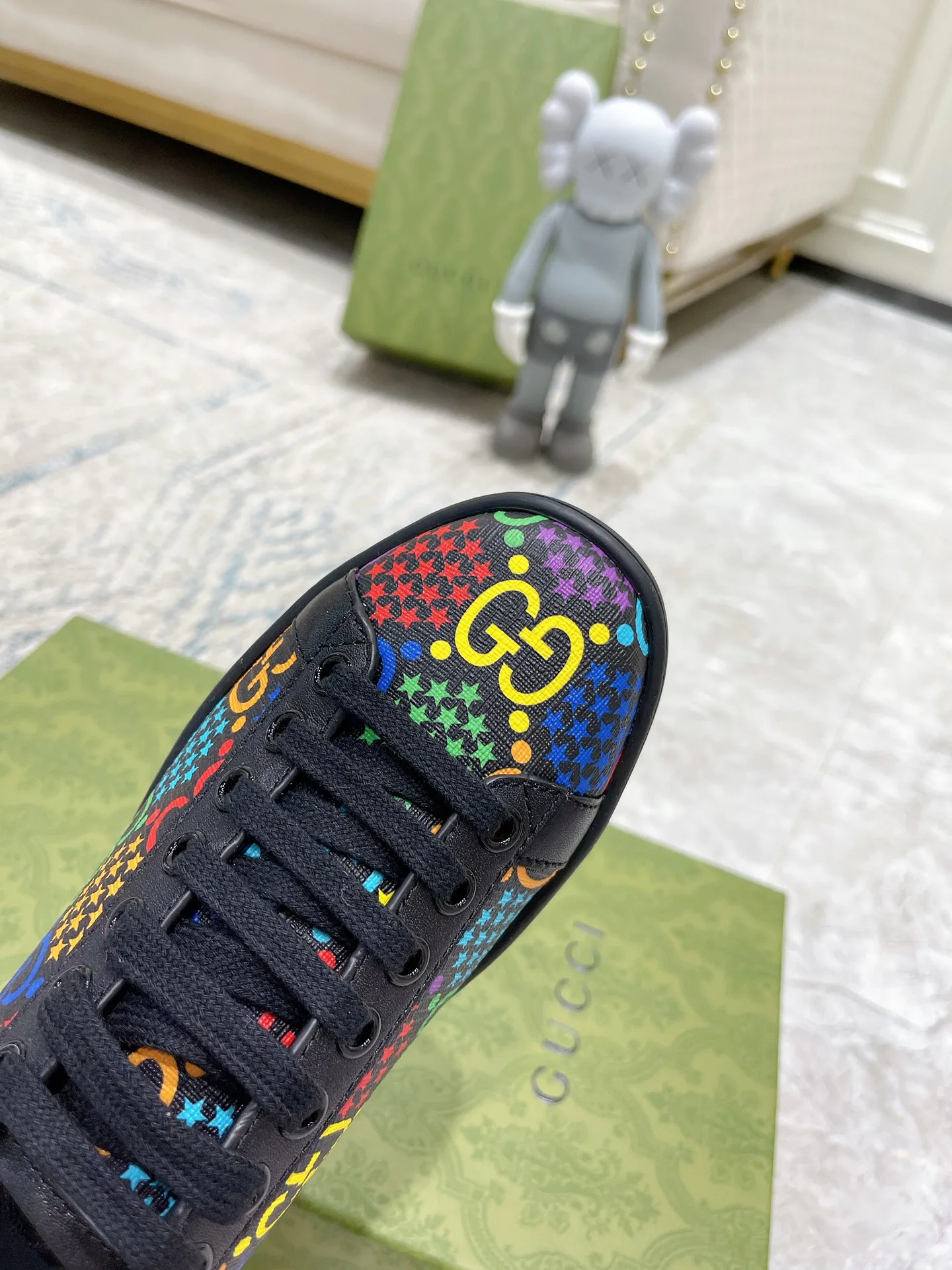 Кроссовки Женские Gucci 17620452