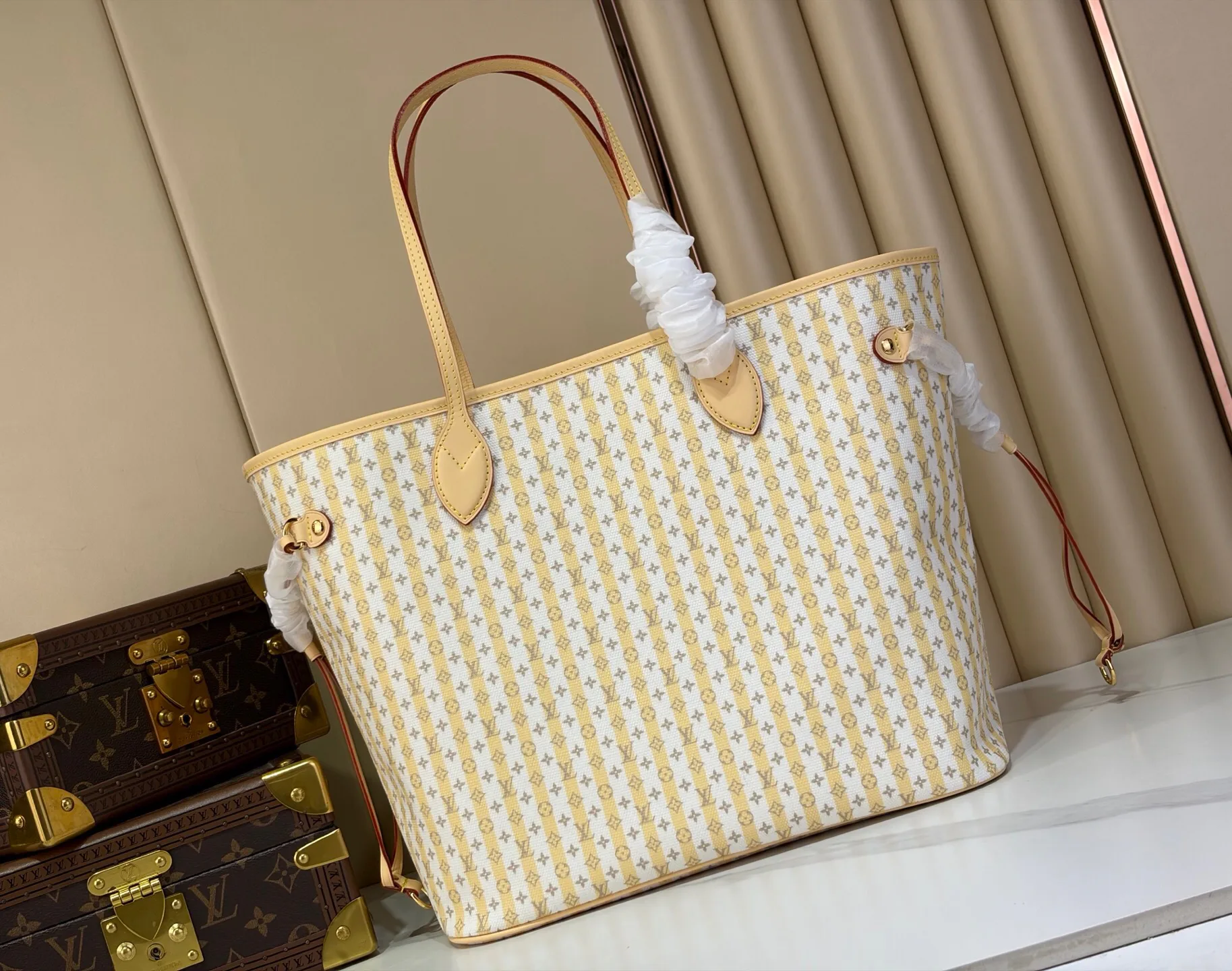 Классические Сумки Женские Louis Vuitton 16893048