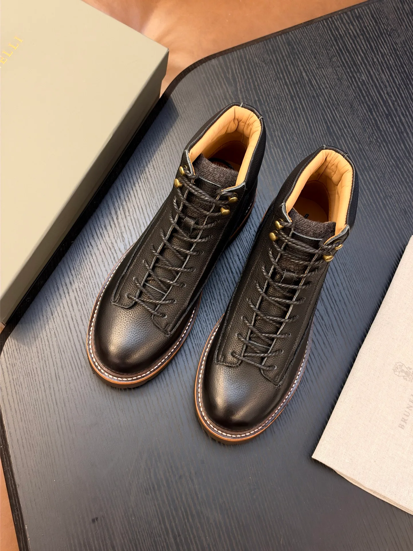 Ботинки Мужские Brunello Cucinelli 18893836