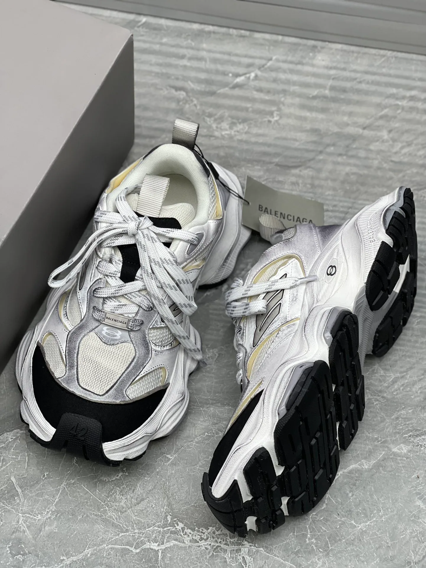 Кроссовки Женские Balenciaga 12799554