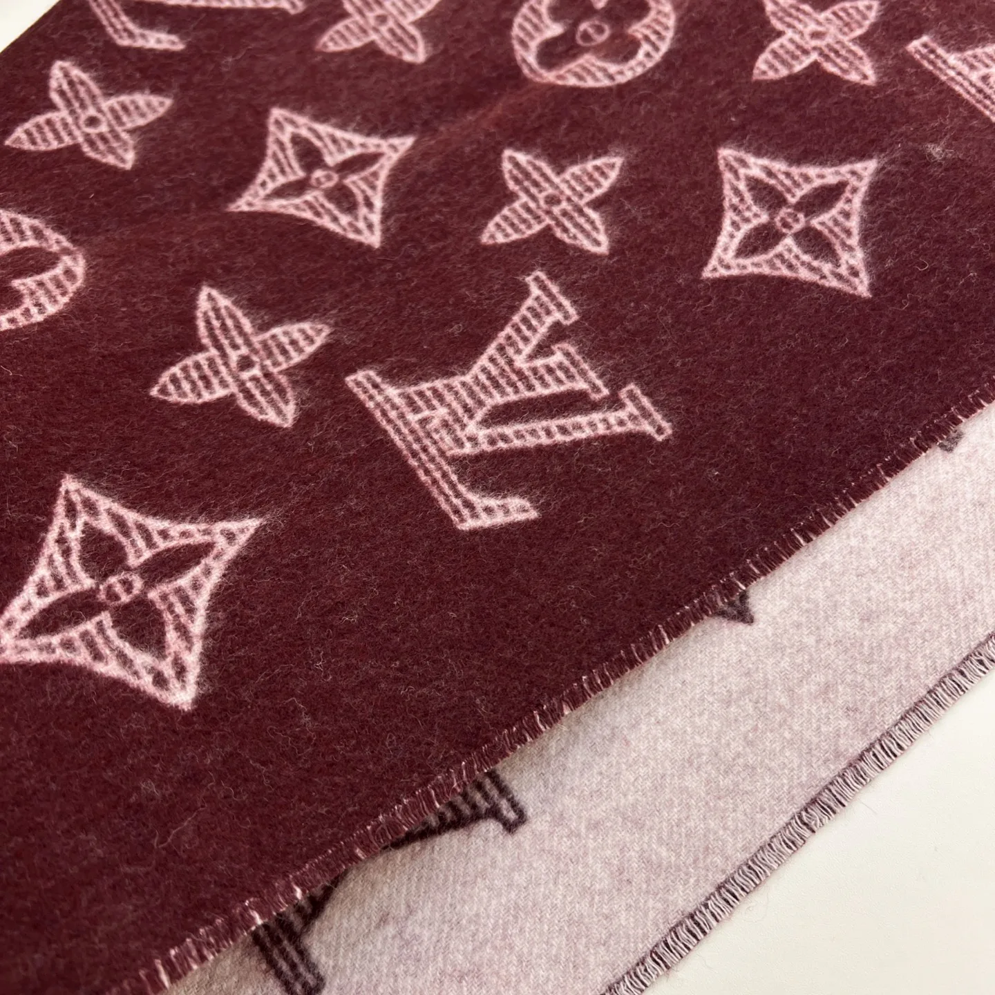 Шарфы Louis Vuitton 5904644