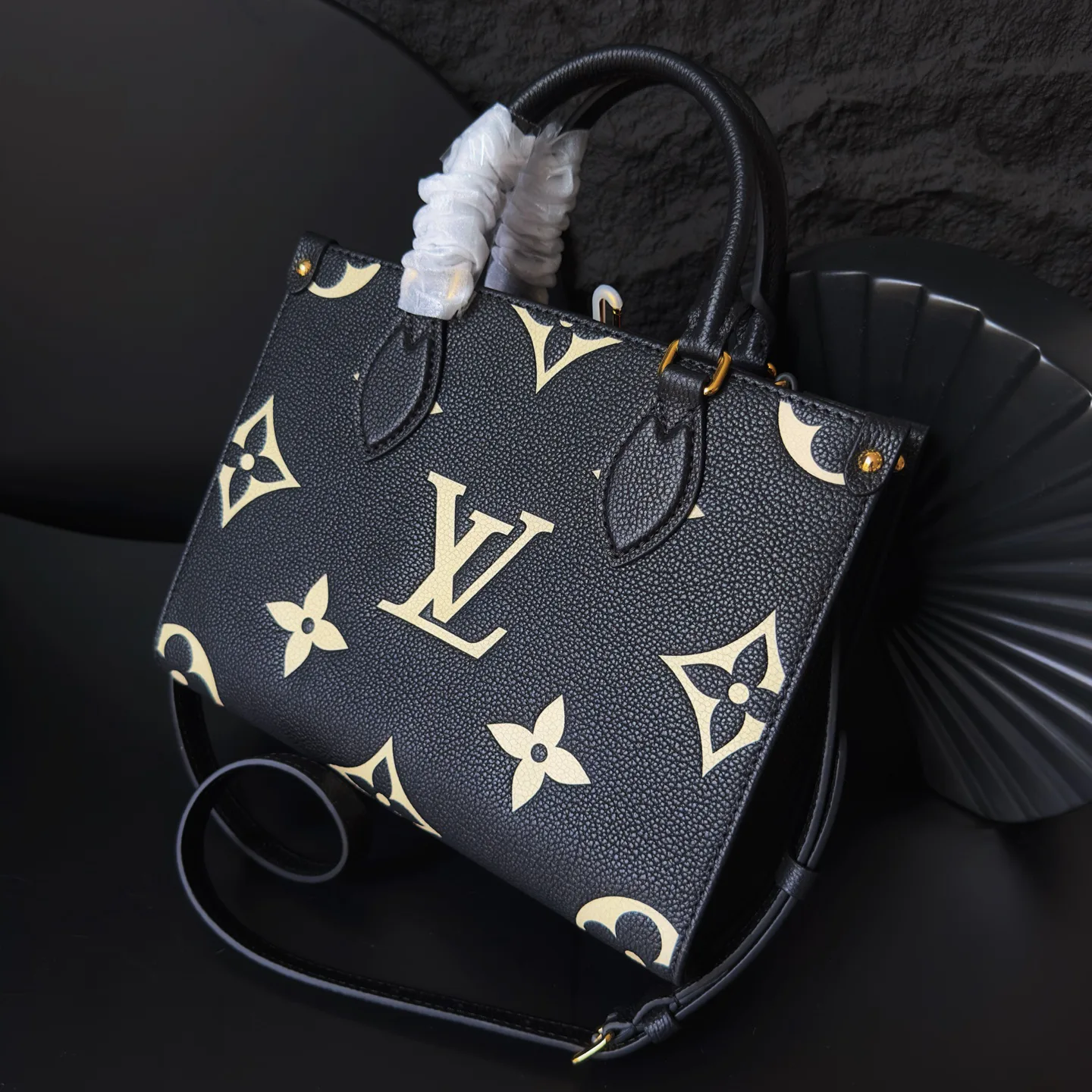 Классические Сумки Женские Louis Vuitton 17498629