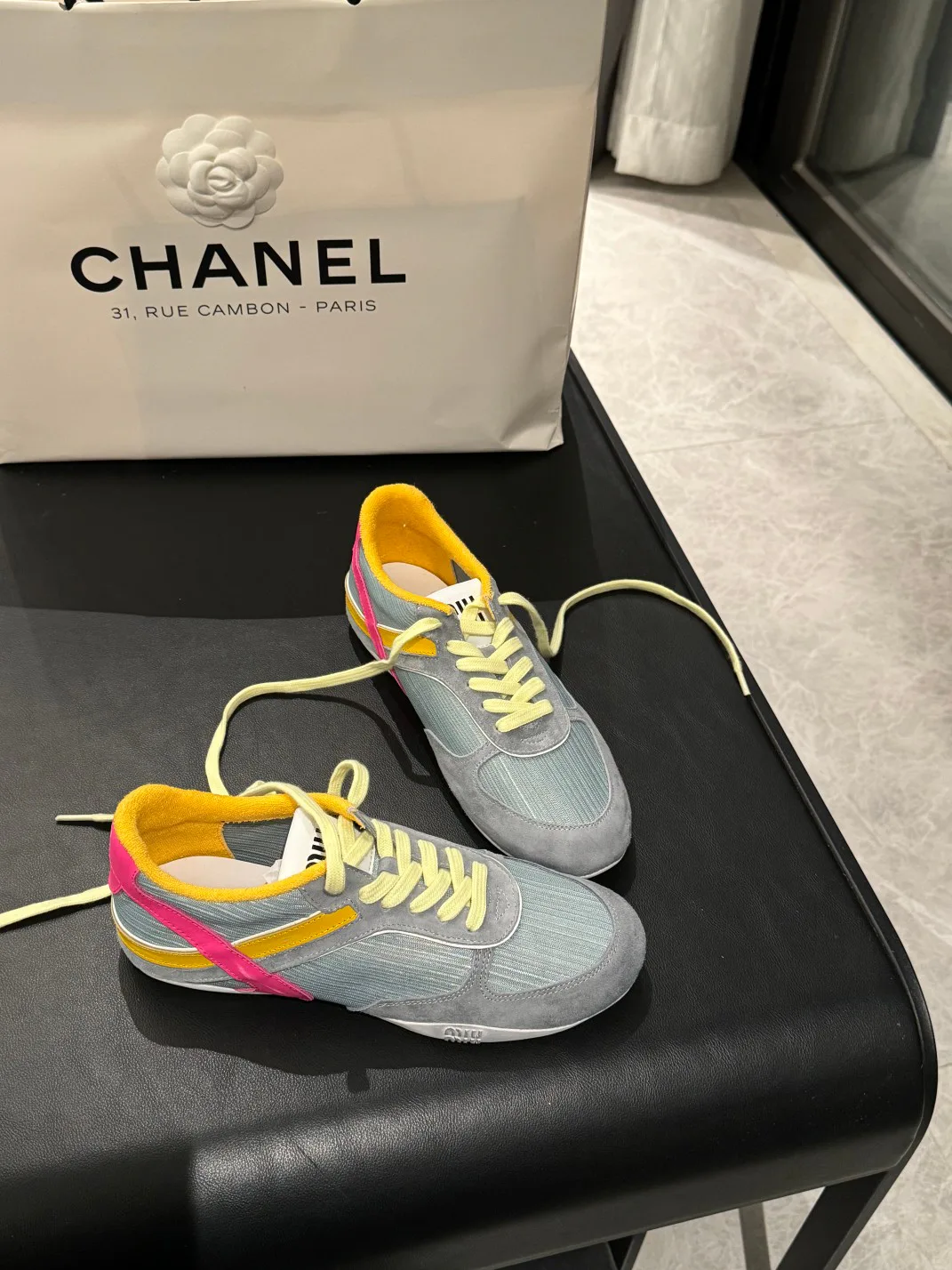 Кроссовки Женские Miu Miu 18165