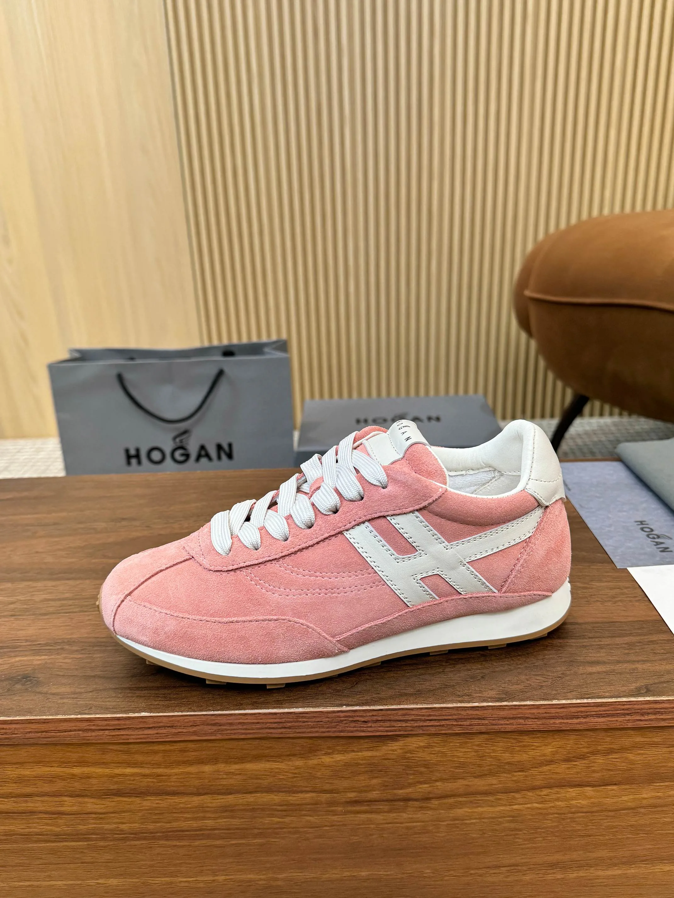 Кроссовки Женские Hogan 11745754