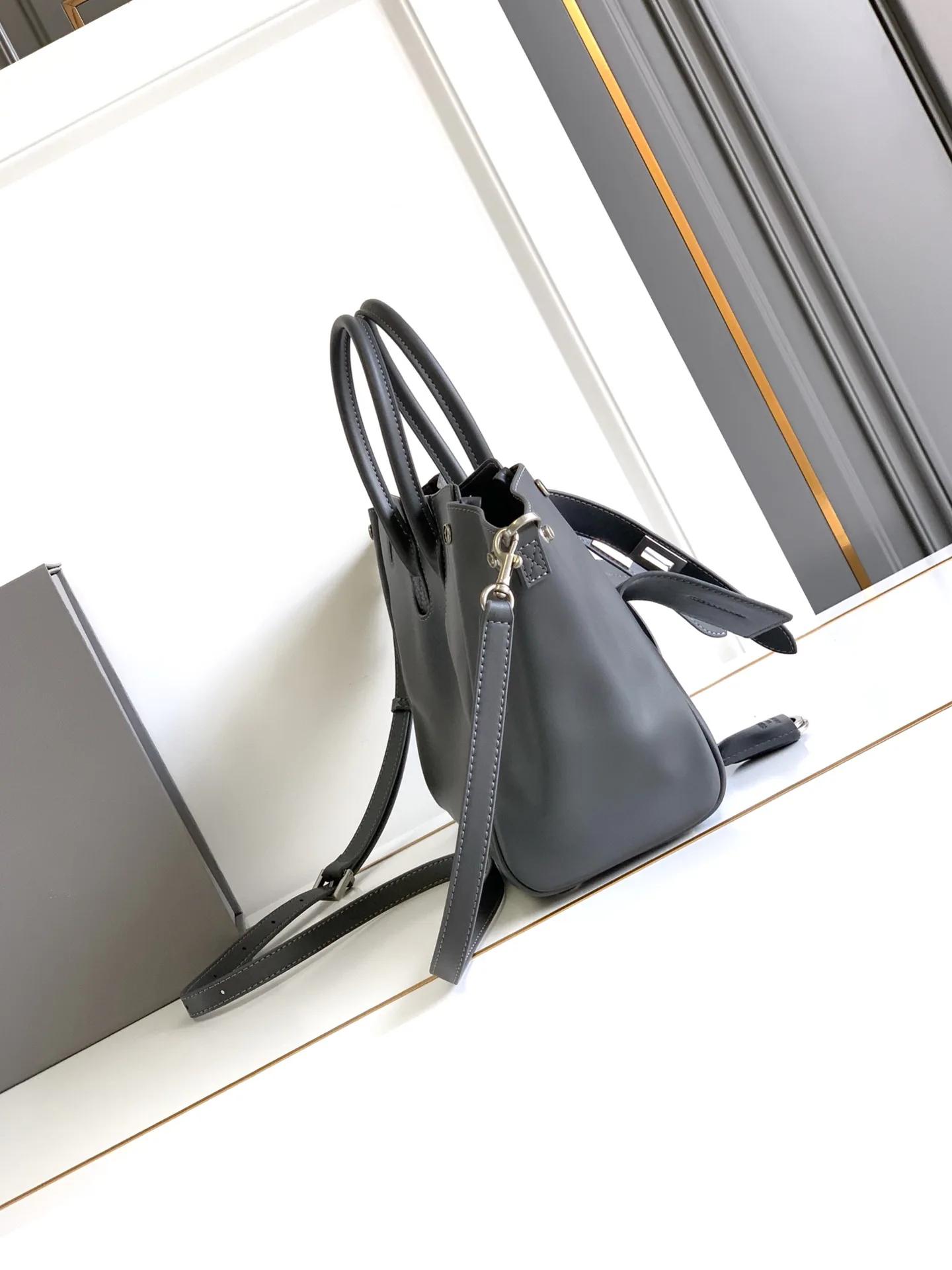 Сумки На Ремне Женские Balenciaga 84593
