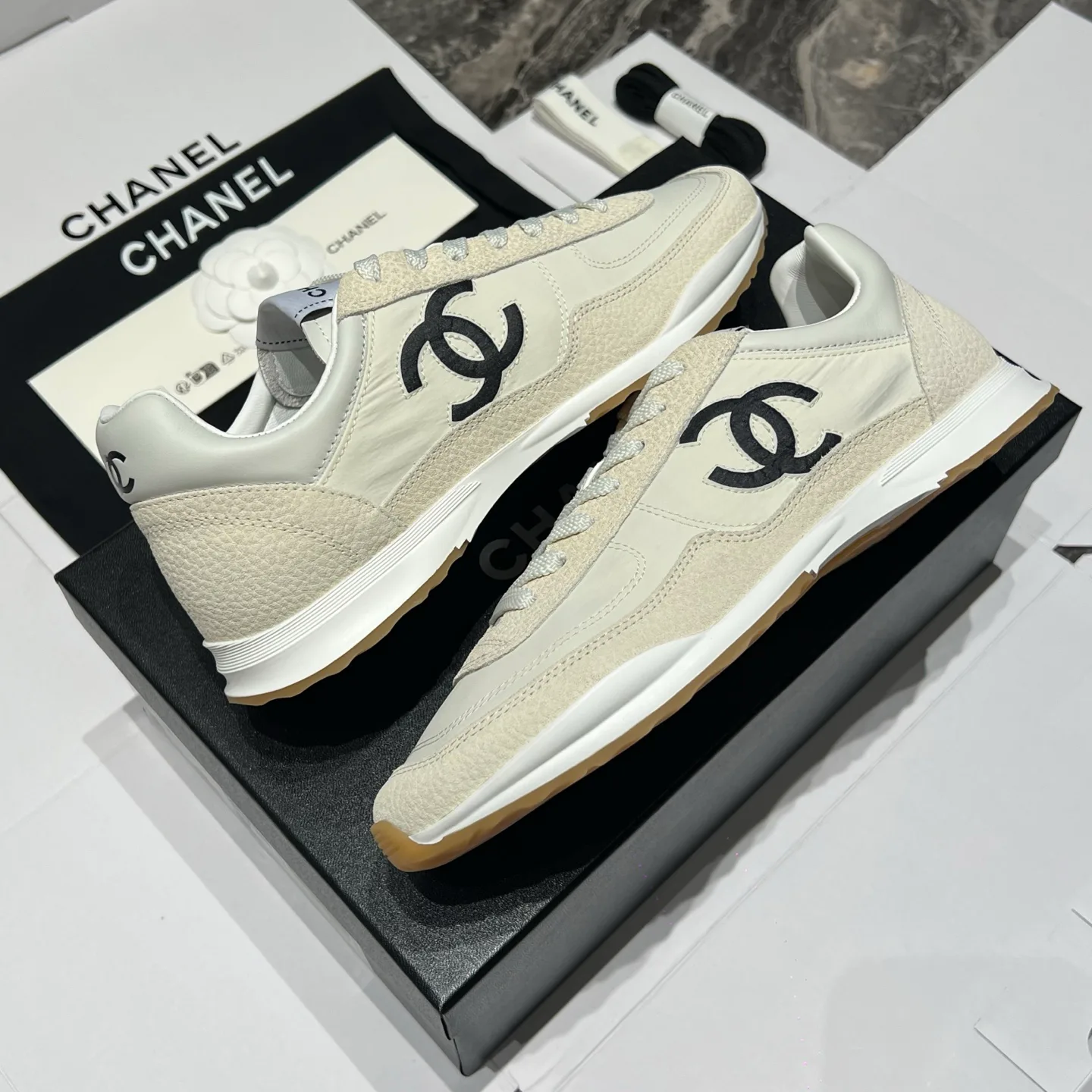 Кроссовки Женские Chanel 18121511