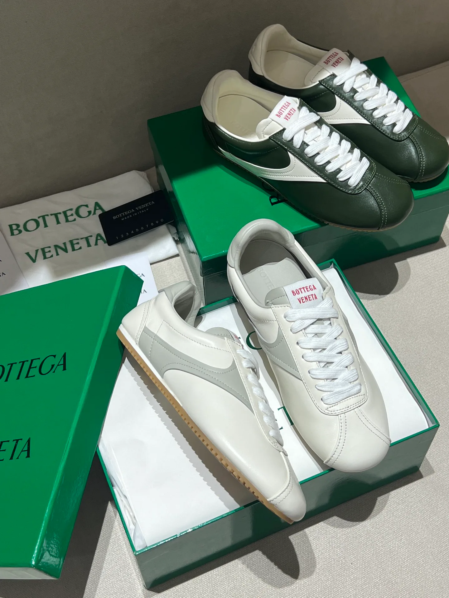 Кроссовки Женские Bottega Veneta 18020582