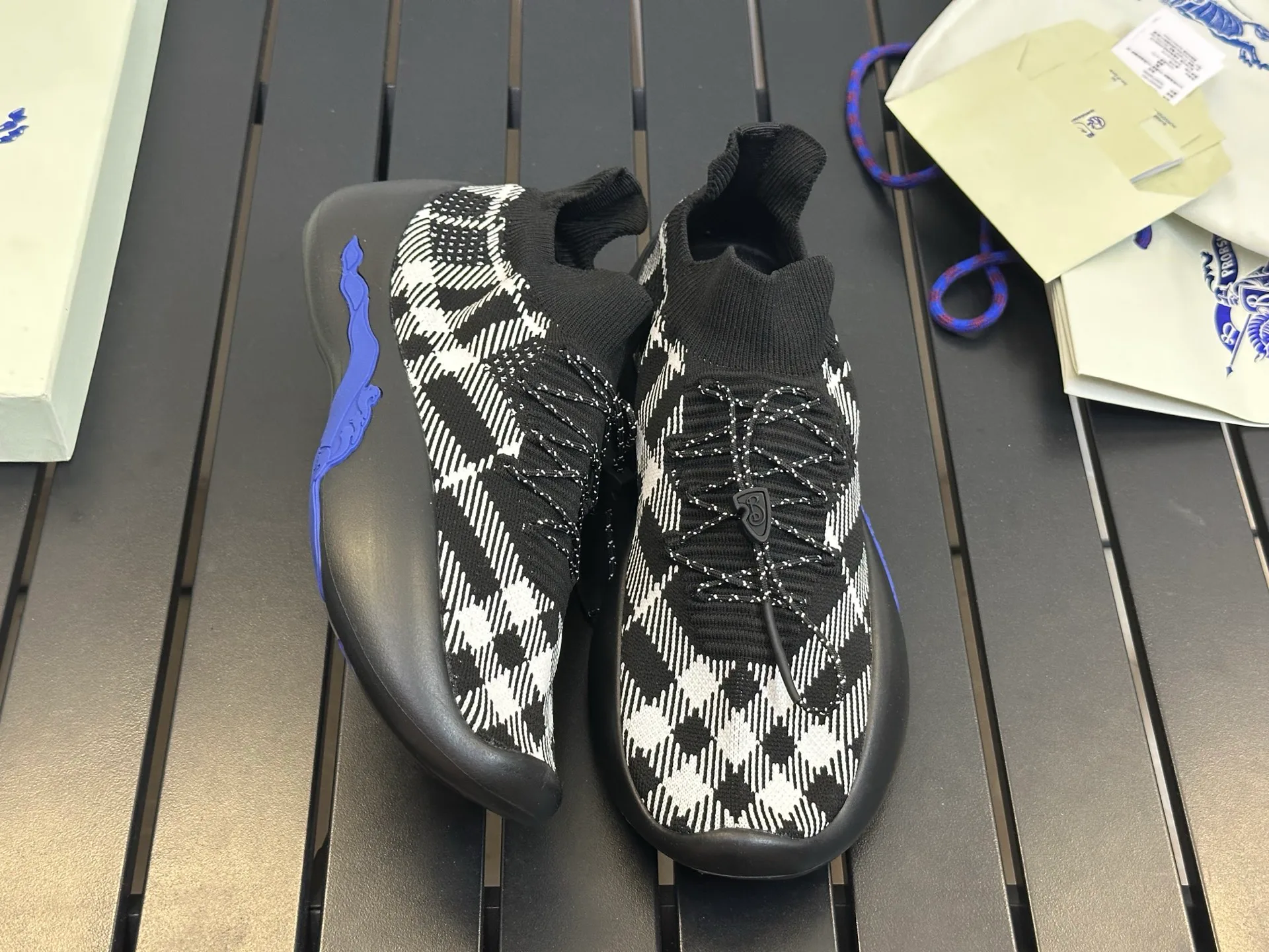 Кроссовки Женские Burberry 17420326
