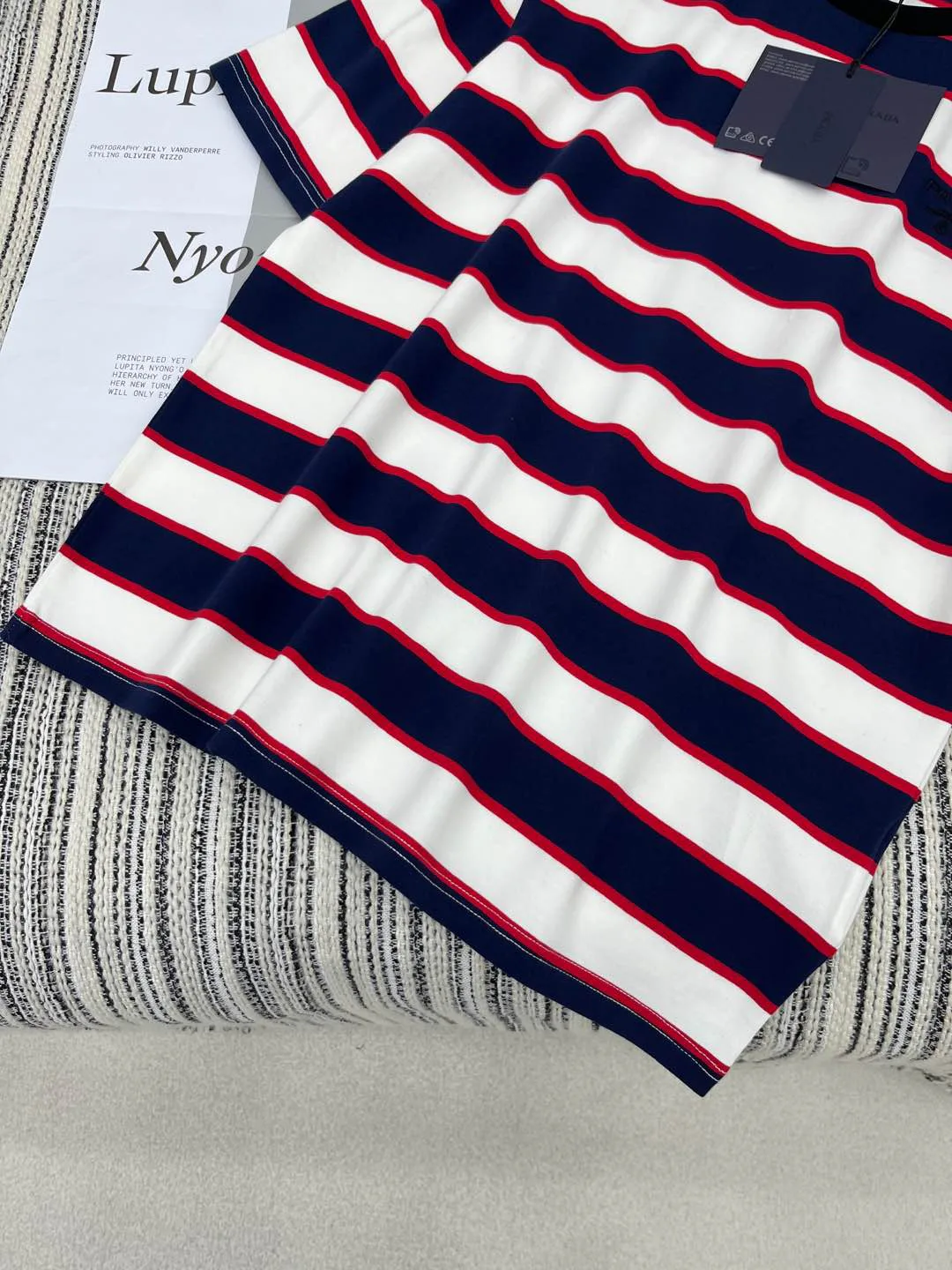 Футболки Женские Prada 31353