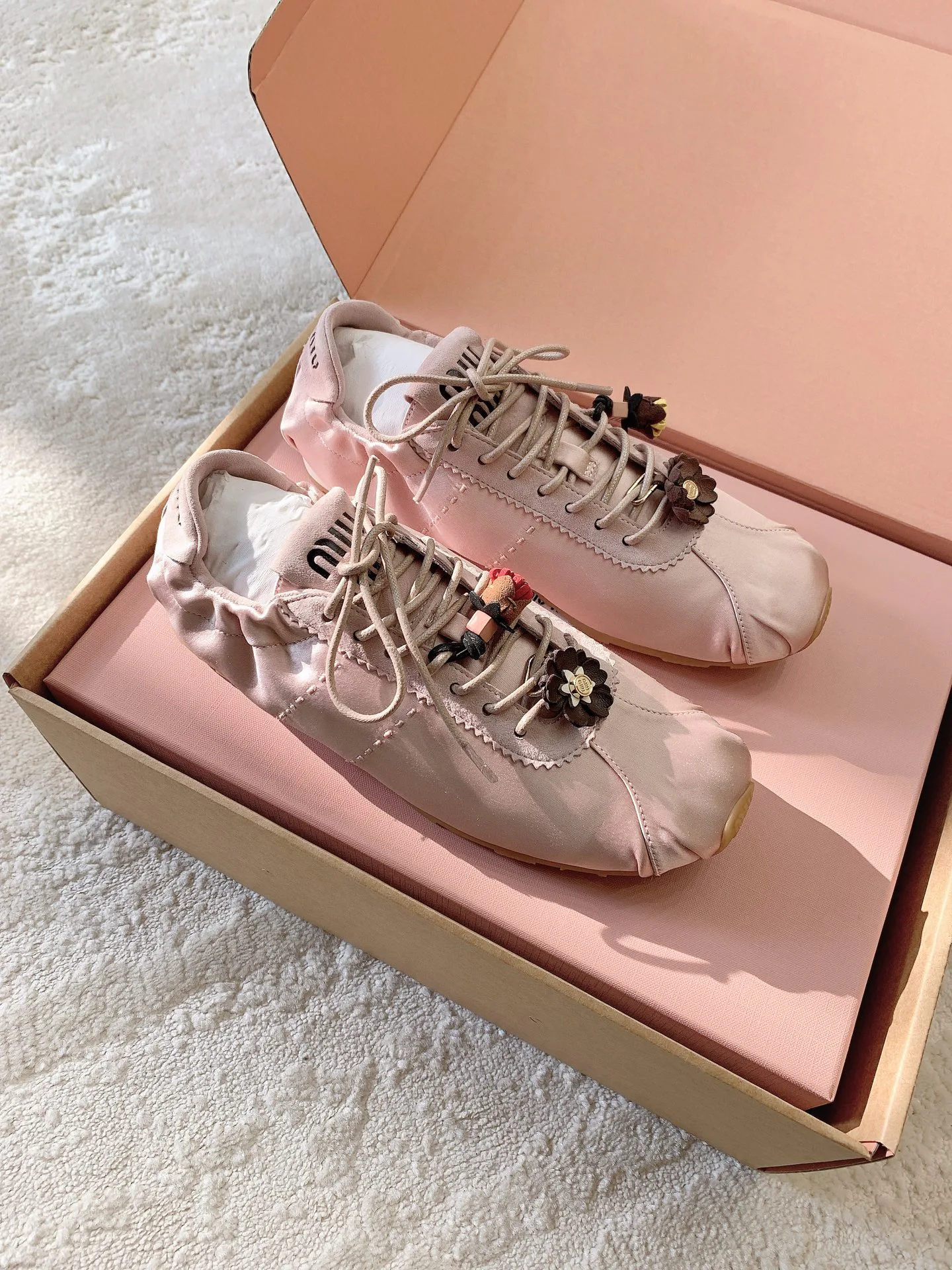 Кроссовки Женские Miu Miu 1168846