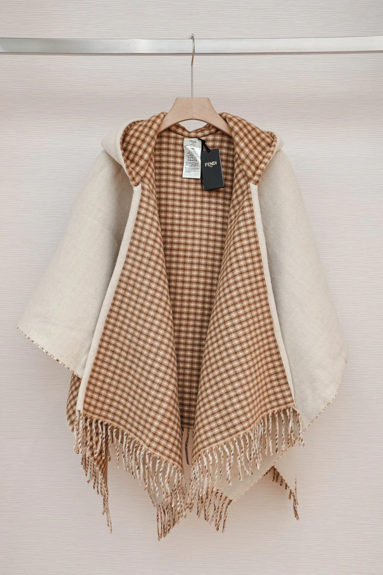 Шарфы Женские Fendi 185663