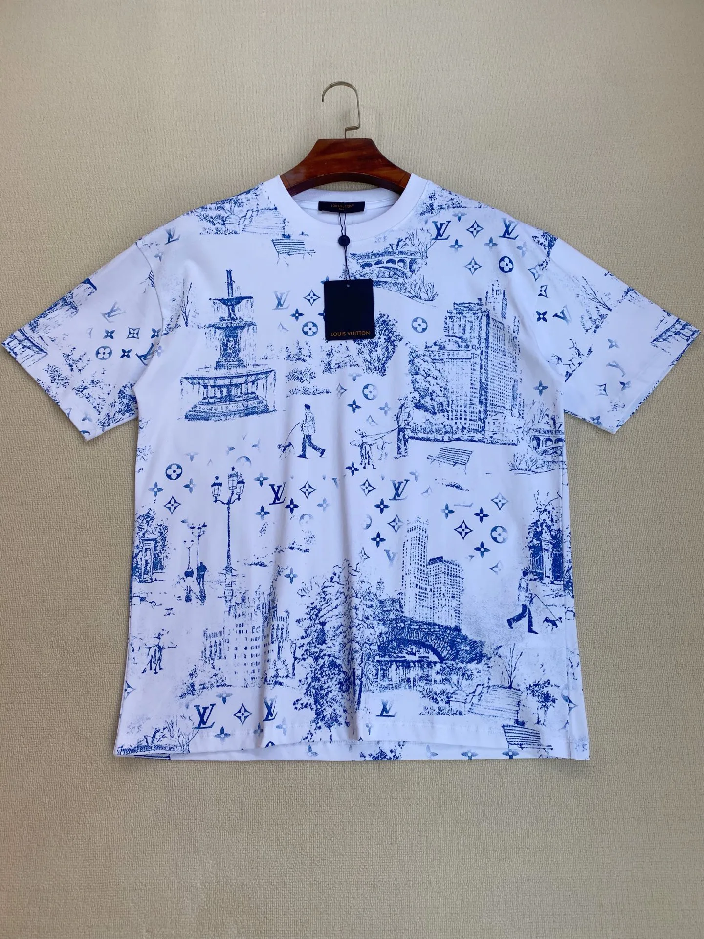 Футболки Женские Louis Vuitton 13302367