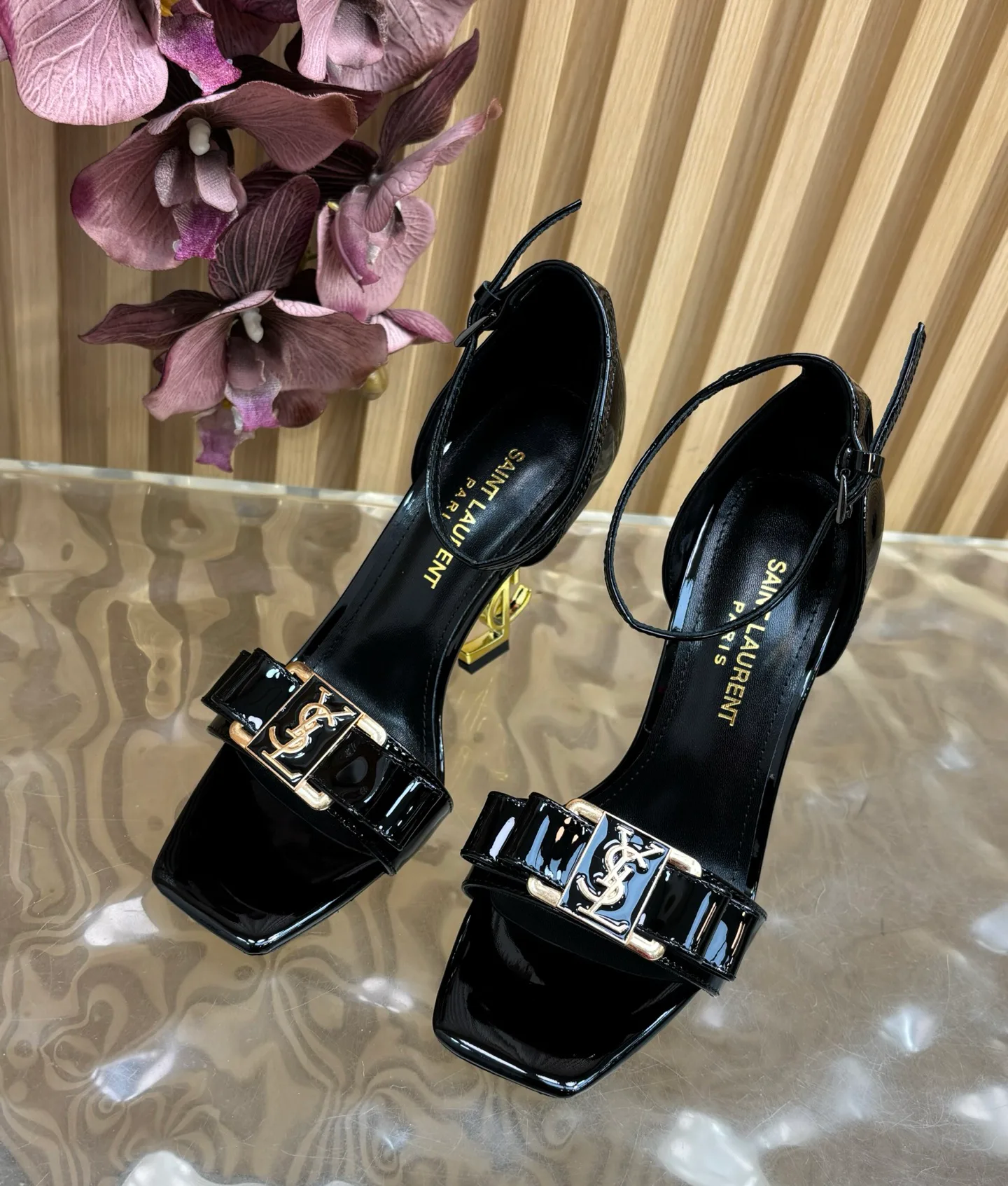 Босоножки Женские Saint Laurent 11490747
