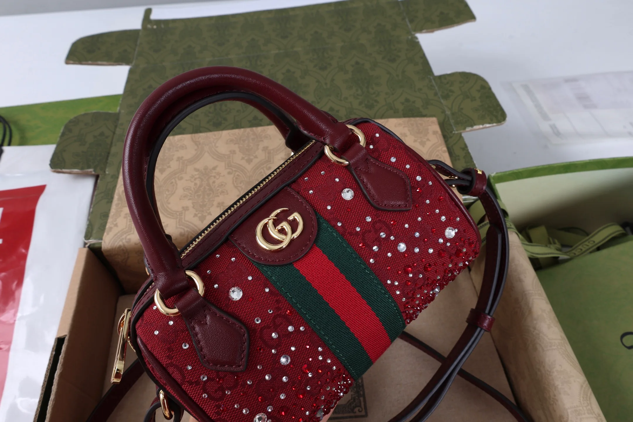 Классические Сумки Женские Gucci 2606377
