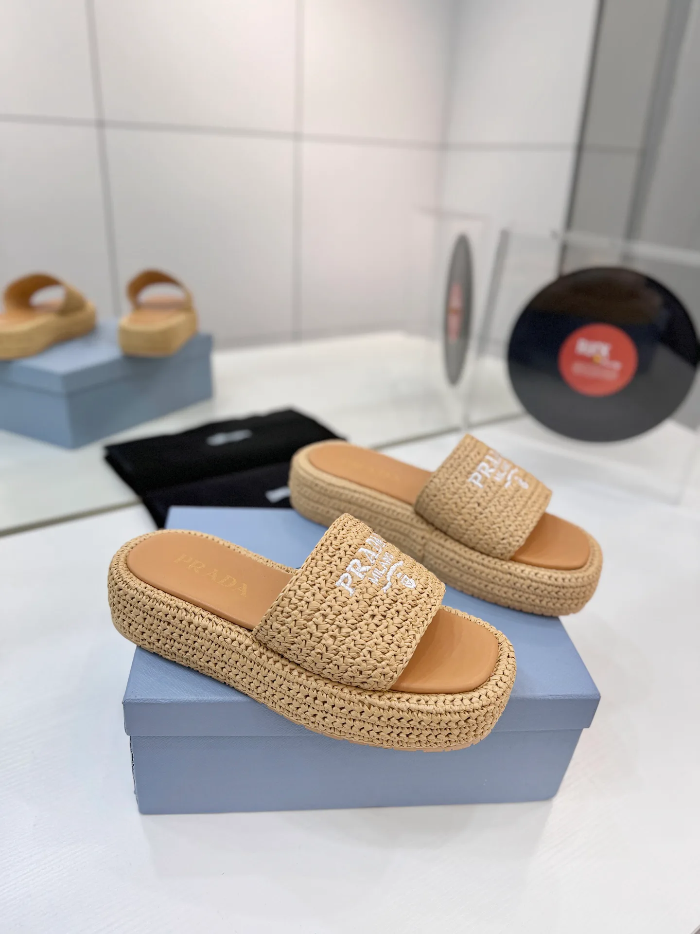 Сандалии Женские Prada 9535152