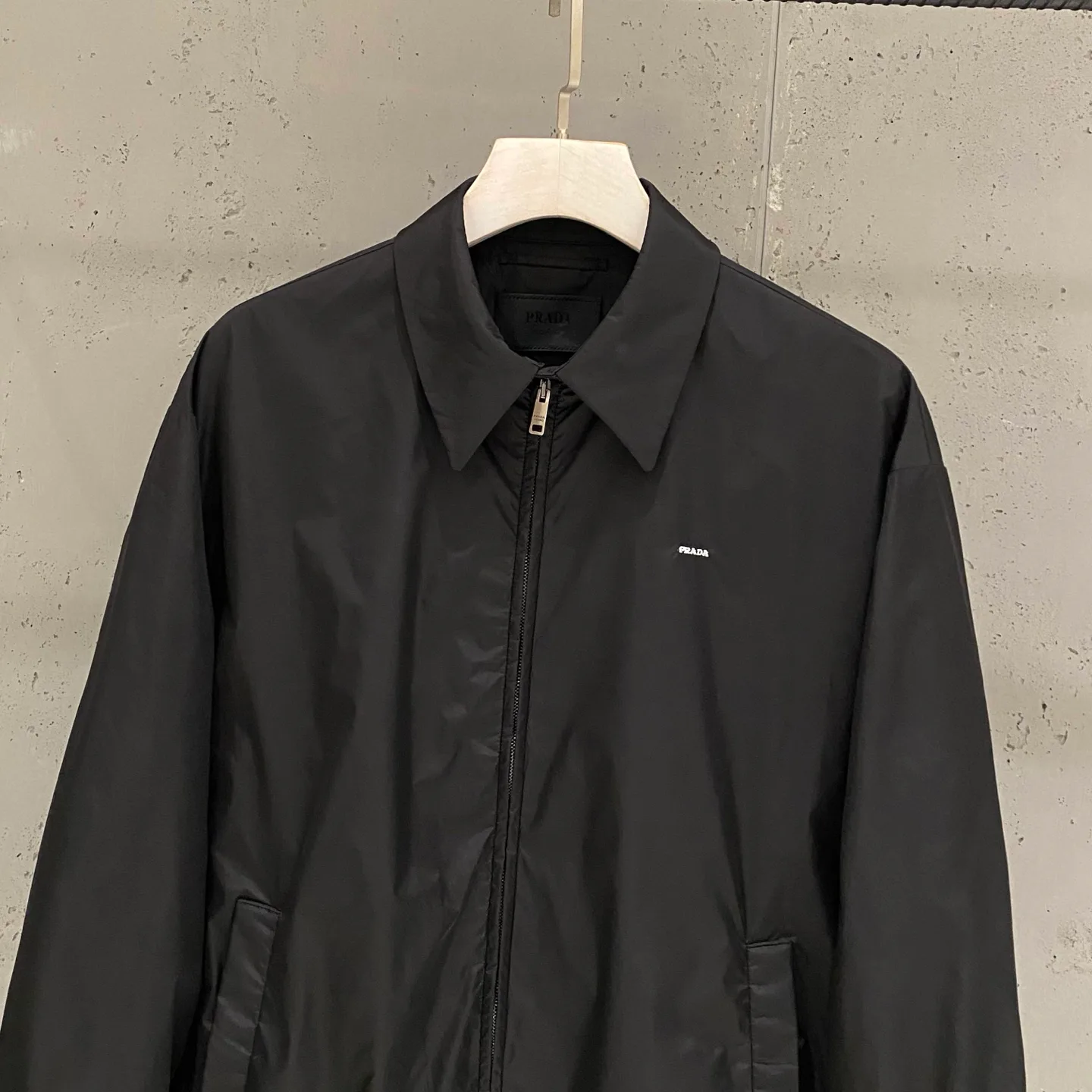 Куртки И Пуховики Мужские Prada 11622083