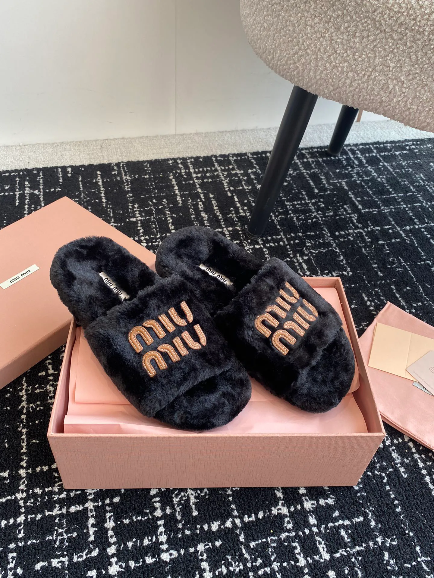 Тапочки Женские Miu Miu 18241529