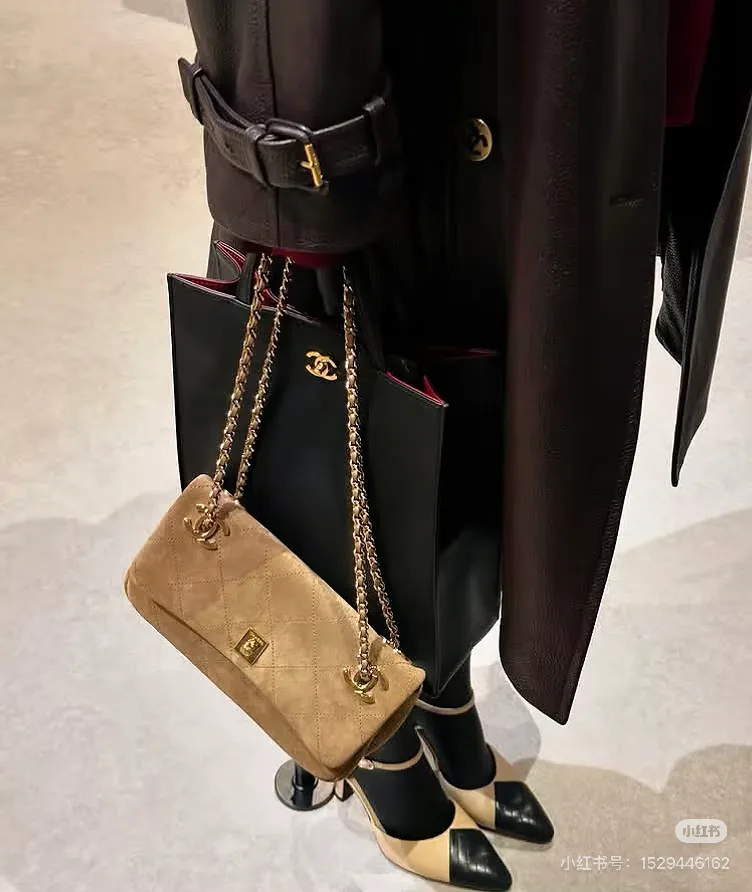 Классические Сумки Женские Chanel 17364597