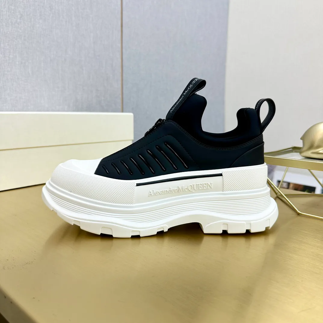 Кроссовки Женские Alexander Mcqueen 18397476