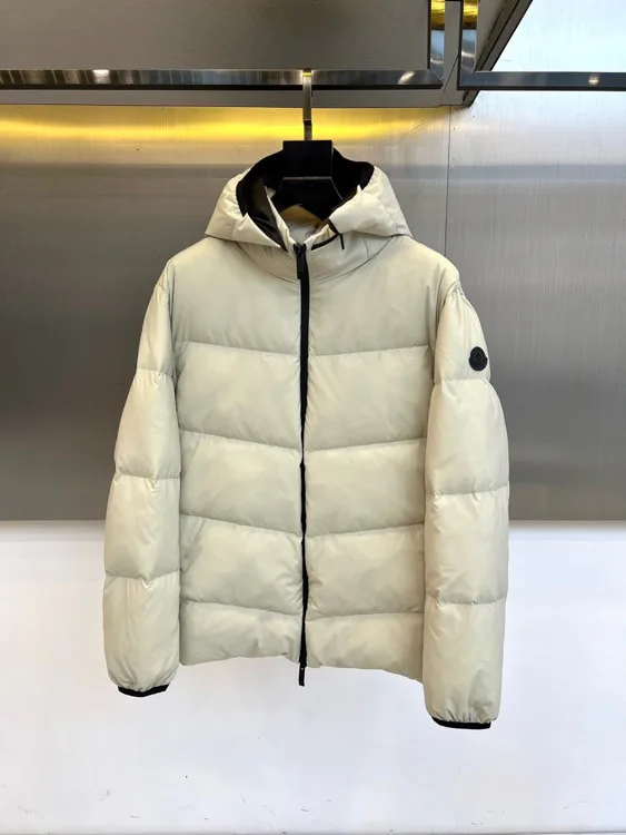 Куртки И Пуховики Мужские Moncler 1157689