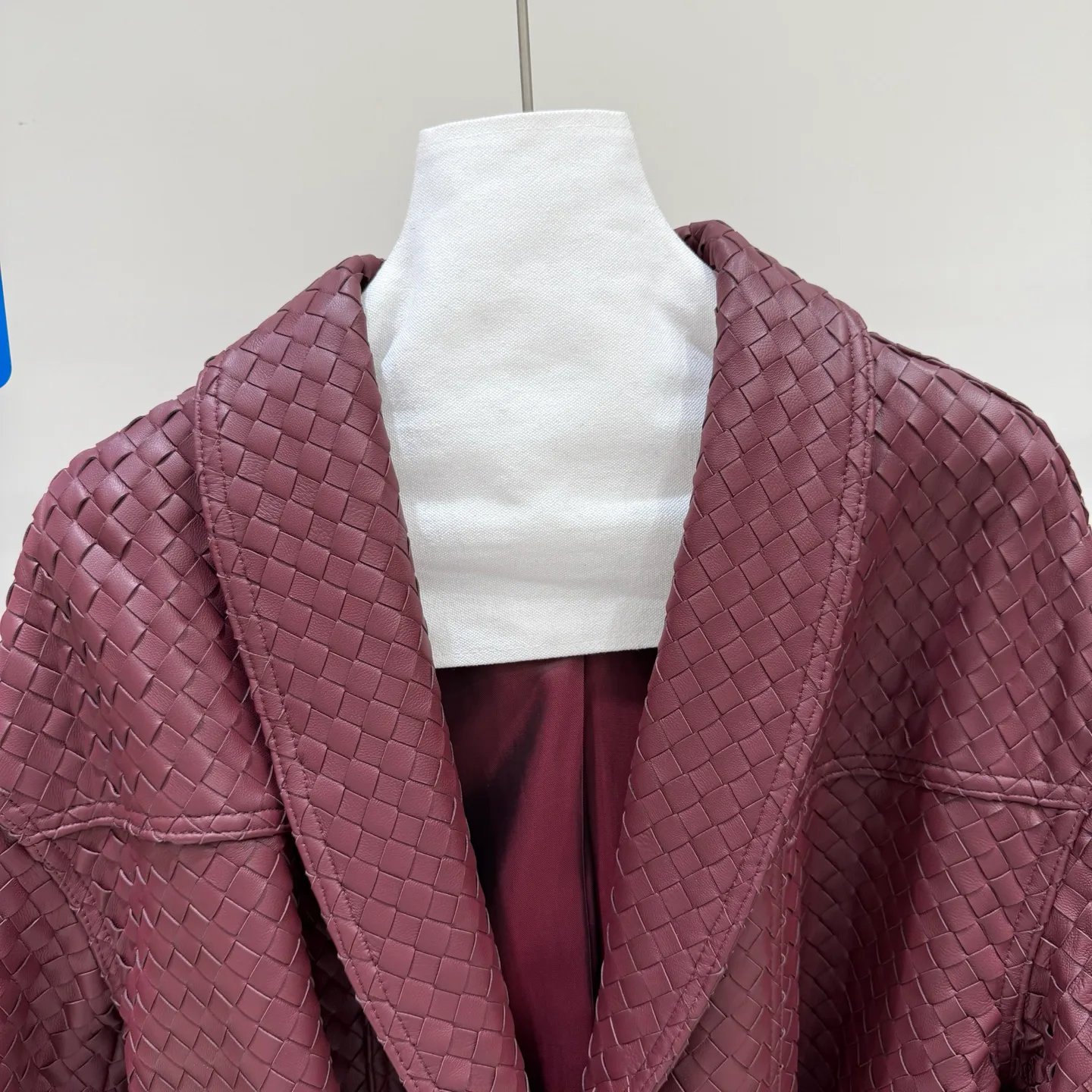 Кожаные Куртки И Дублёнки Женские Bottega Veneta 18335422