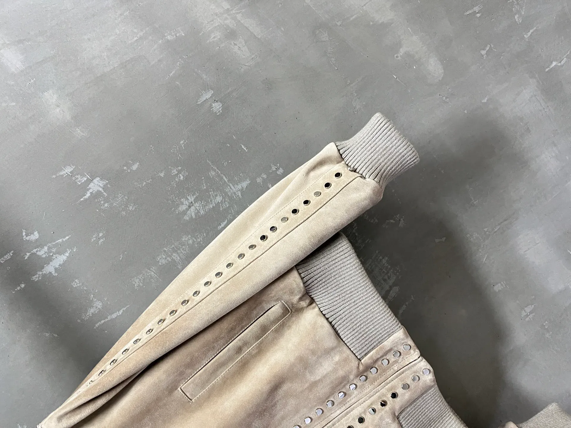 Кожаные Куртки И Дублёнки Женские Loewe 51515