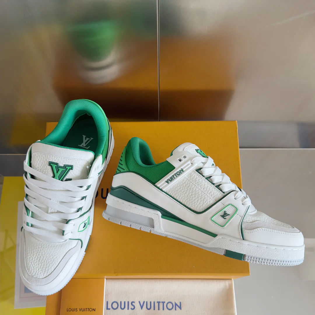 Кроссовки Женские Louis Vuitton 10646338