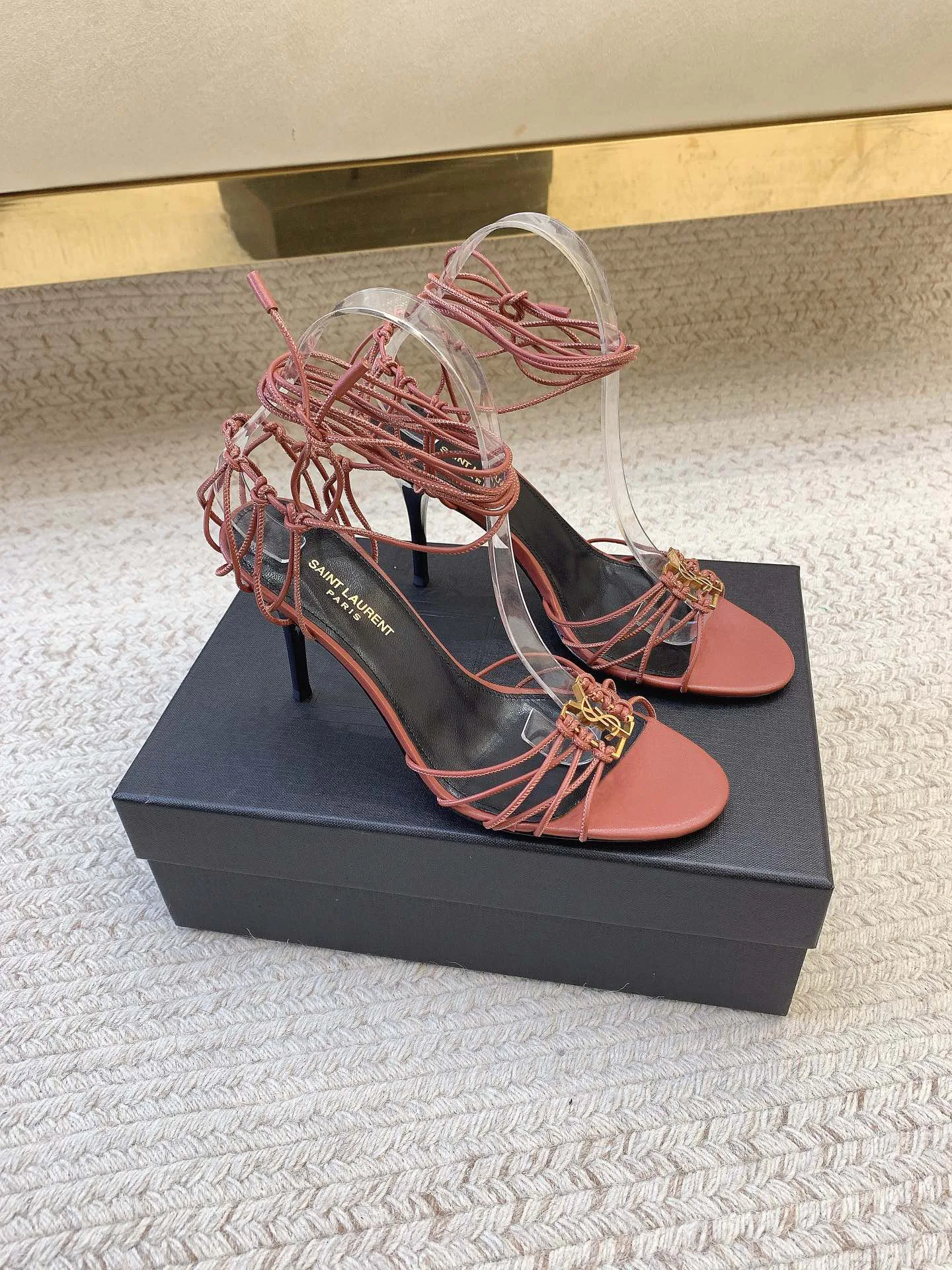 Босоножки Женские Saint Laurent 35289