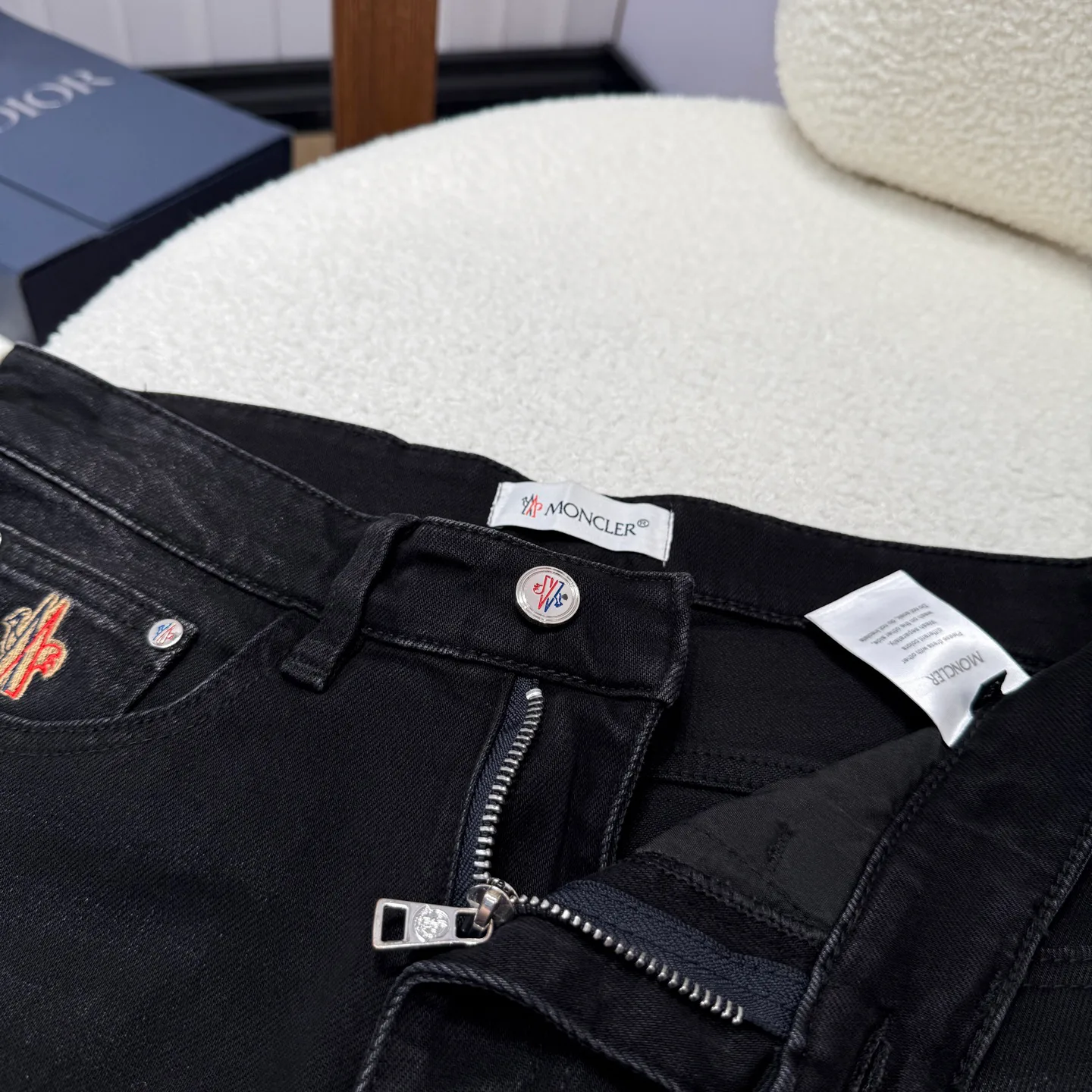 Джинсы Мужские Moncler 18029769
