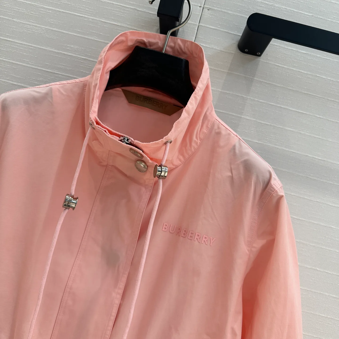 Куртки И Пуховики Женские Burberry 11888739