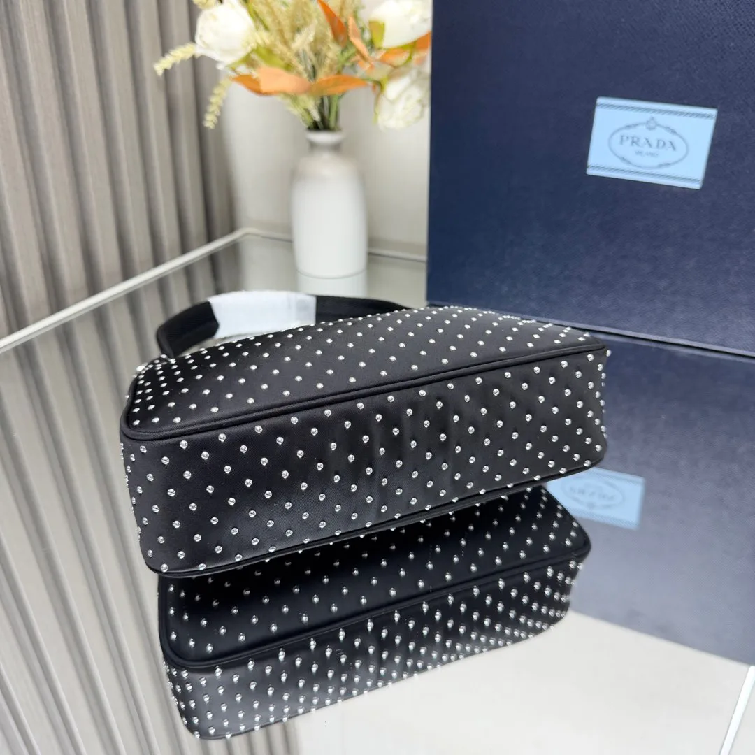 Классические Сумки Женские Prada 7924