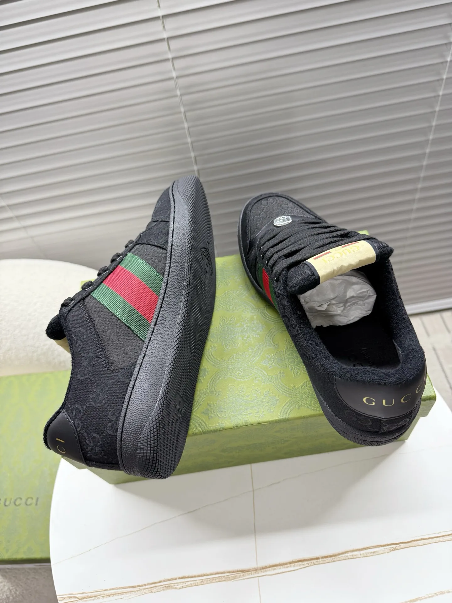 Кроссовки Женские Gucci 17451076
