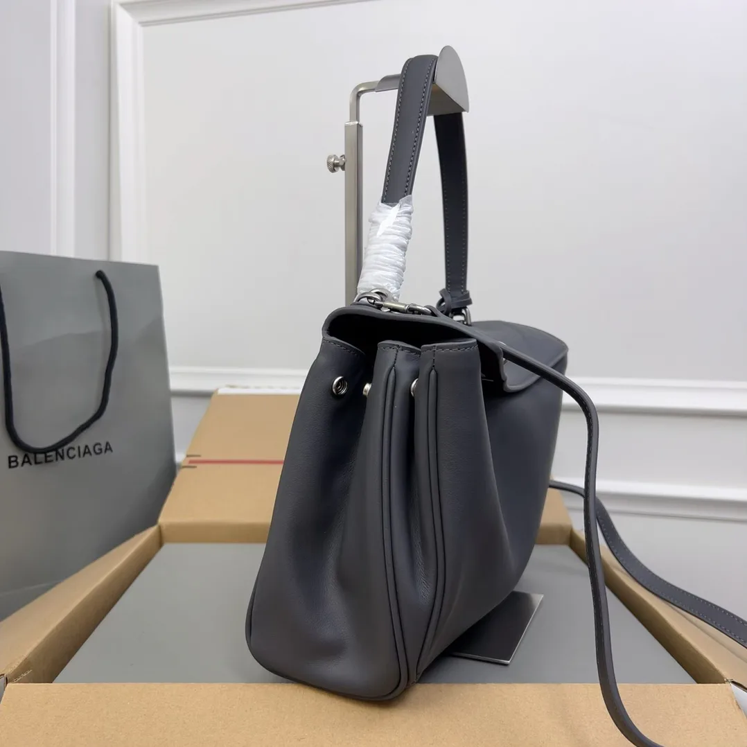 Классические Сумки Женские Balenciaga 11872225