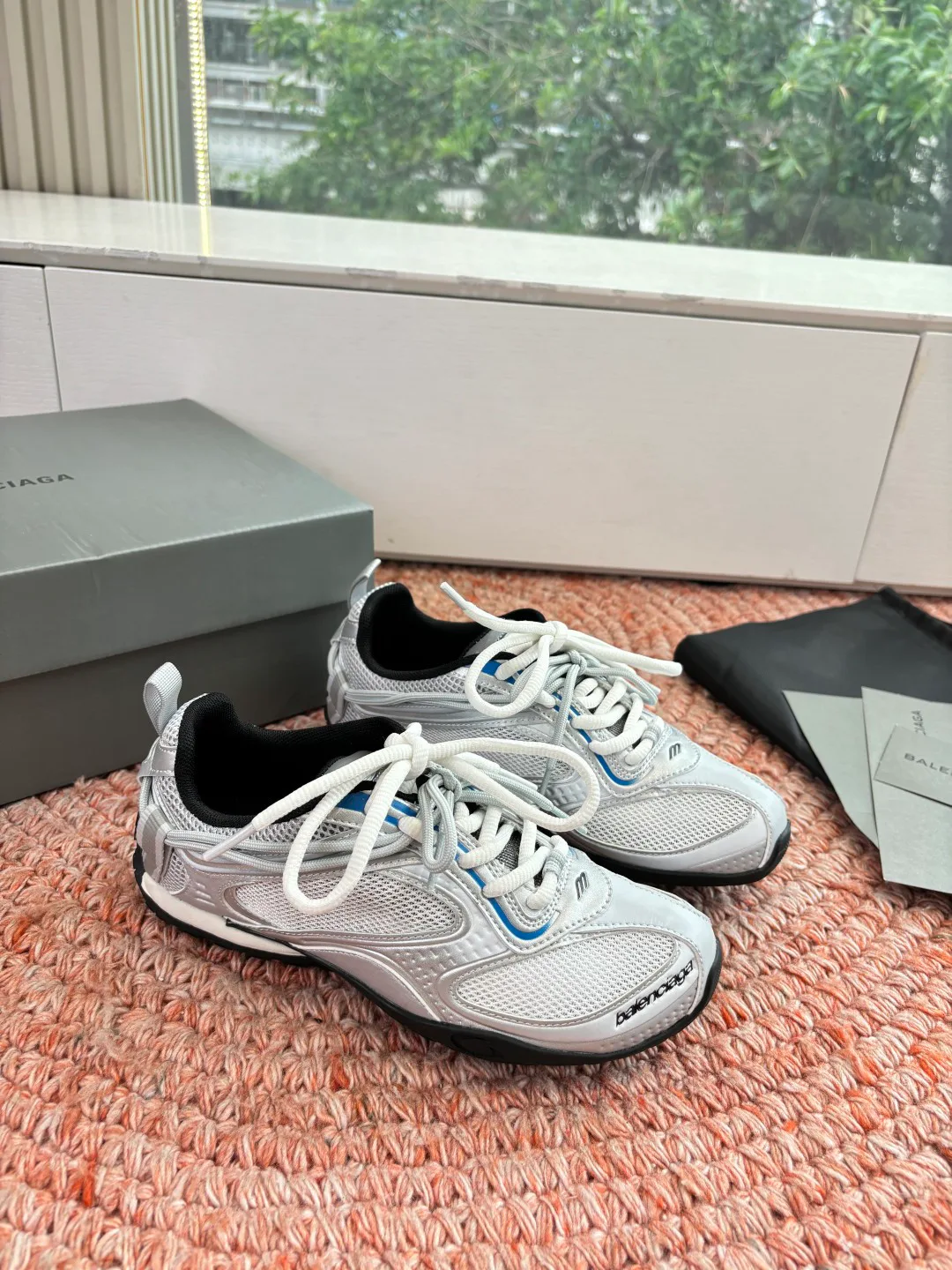 Кроссовки Женские Balenciaga 12128345