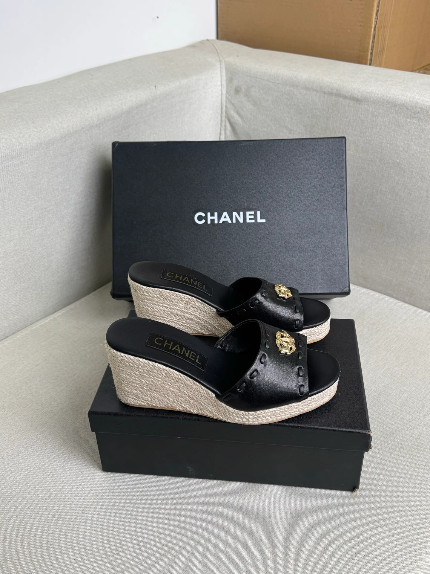 Сандалии Женские Chanel 13181144