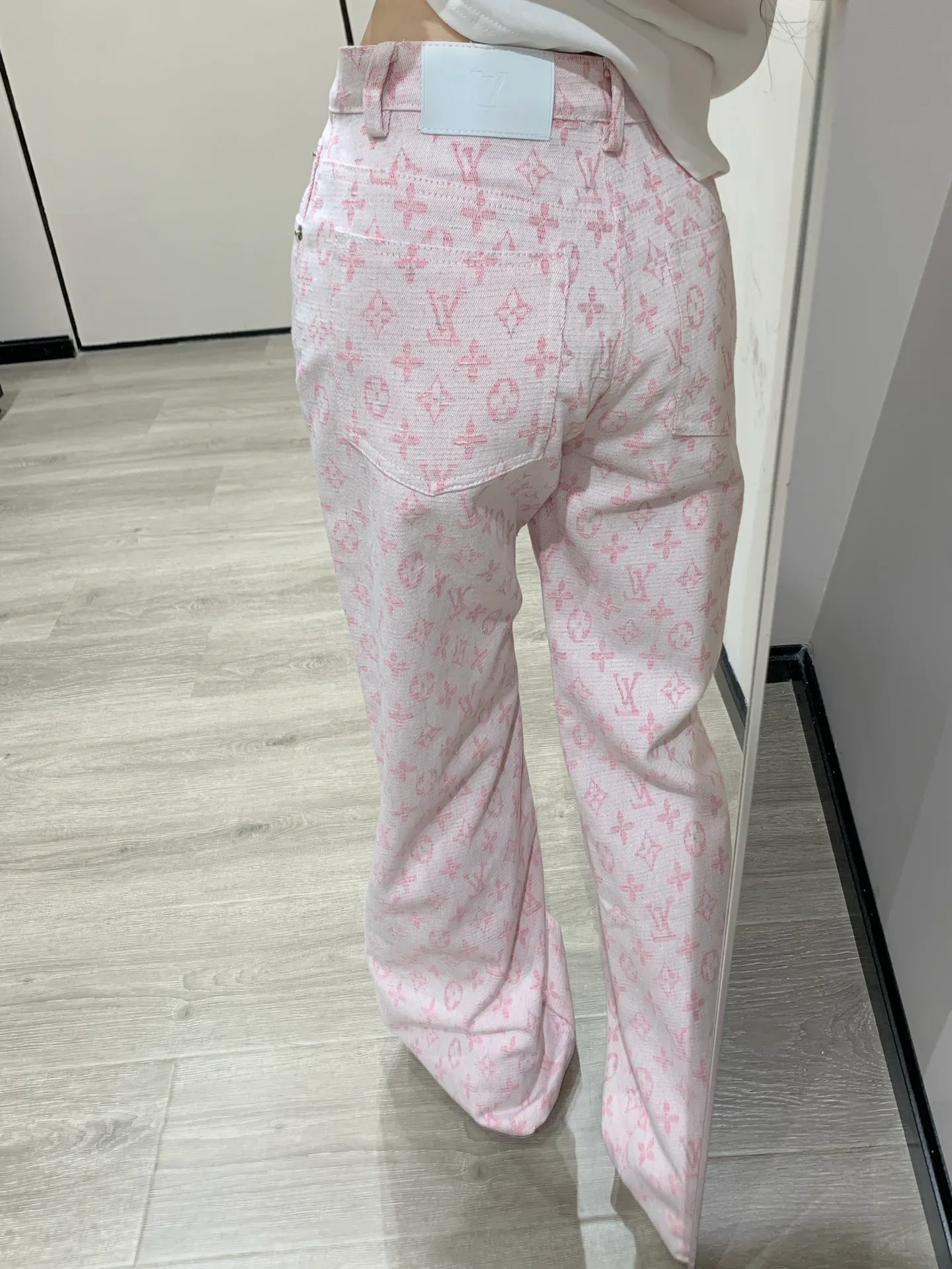 Брюки Женские Louis Vuitton 24749