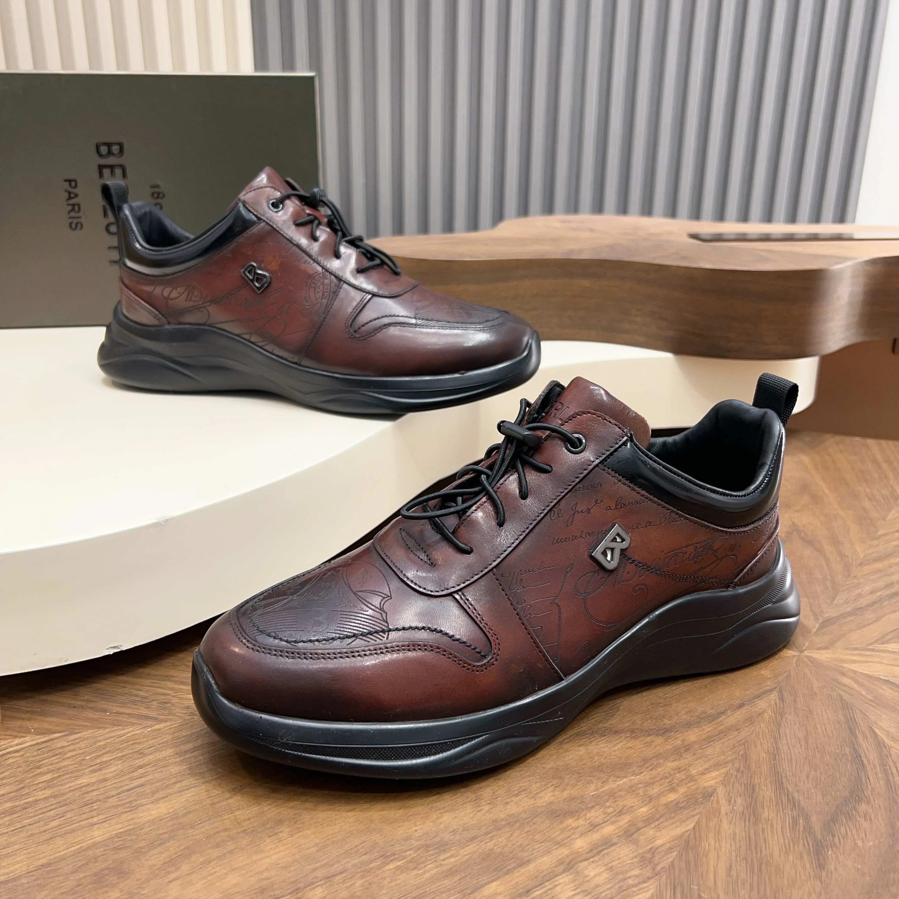 Кроссовки Мужские Berluti 18890250