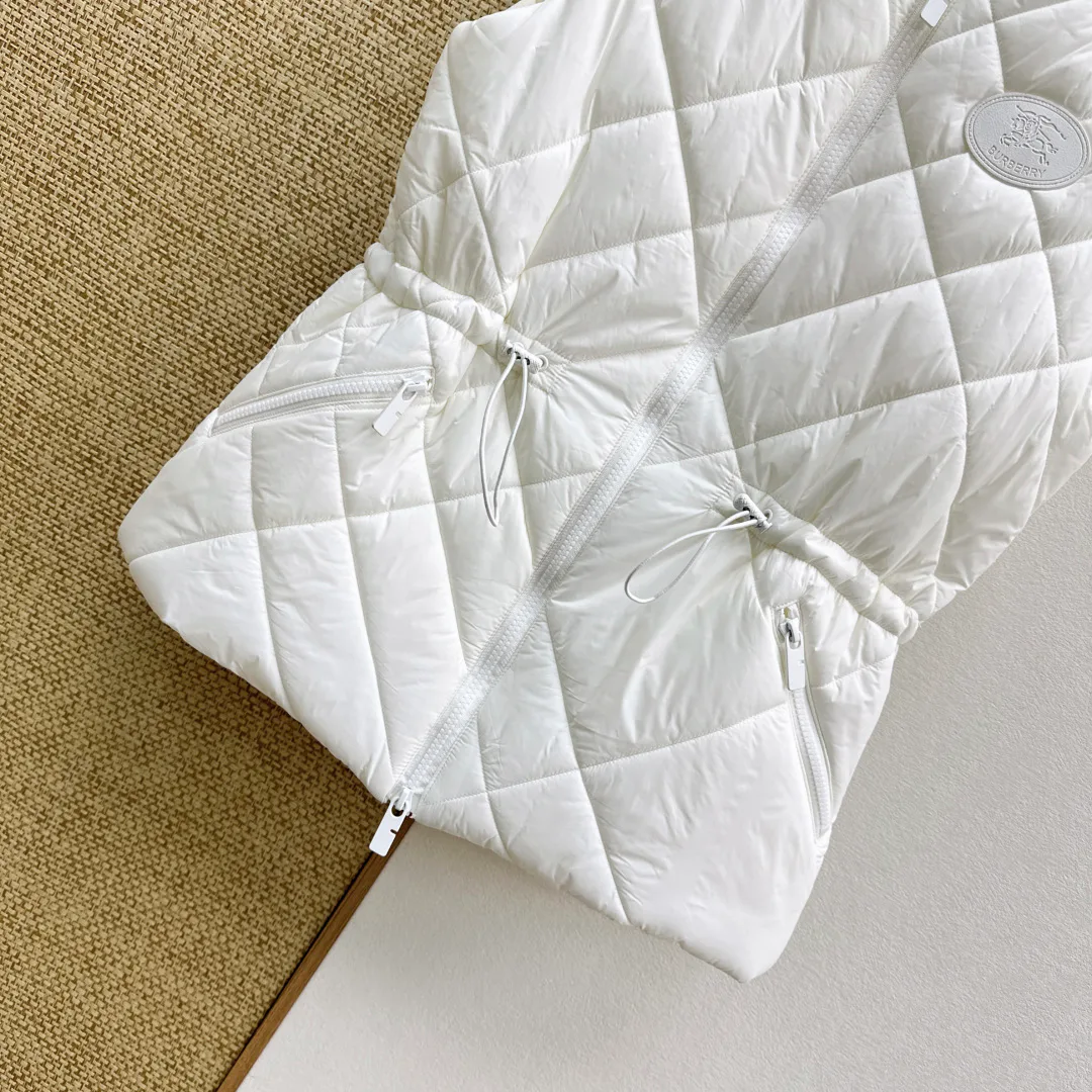 Жилеты Женские Burberry 18203523