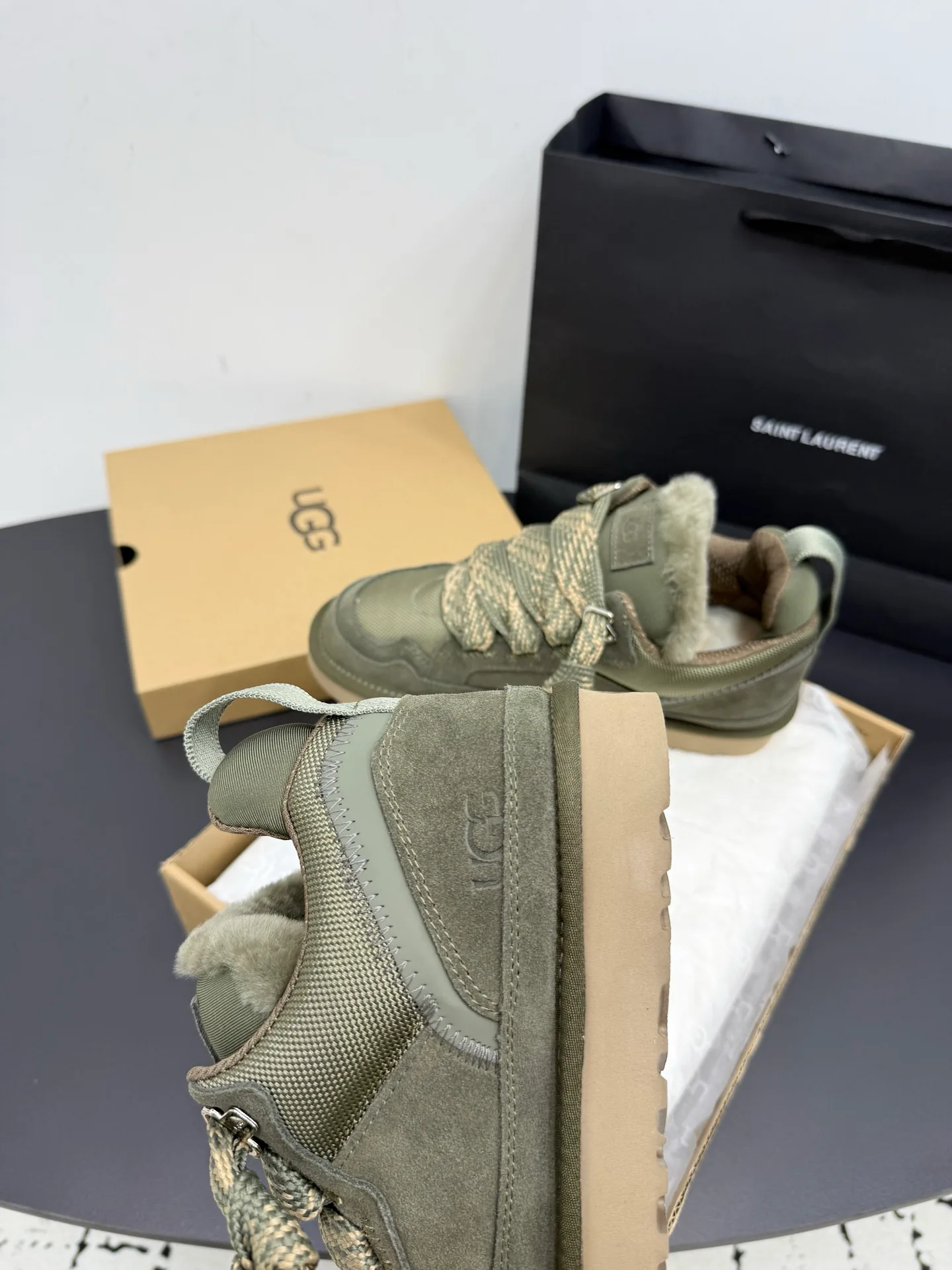 Кроссовки Женские Ugg 124725