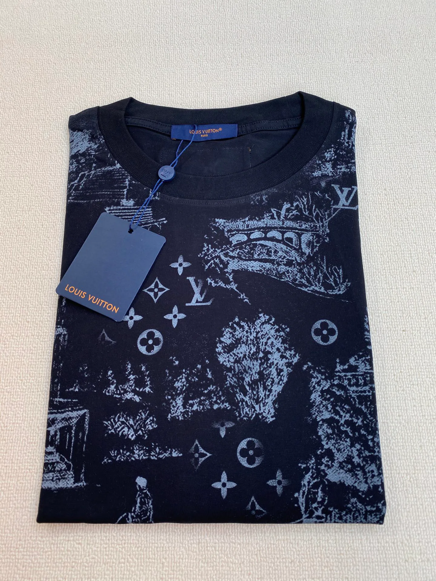 Футболки Женские Louis Vuitton 13302367