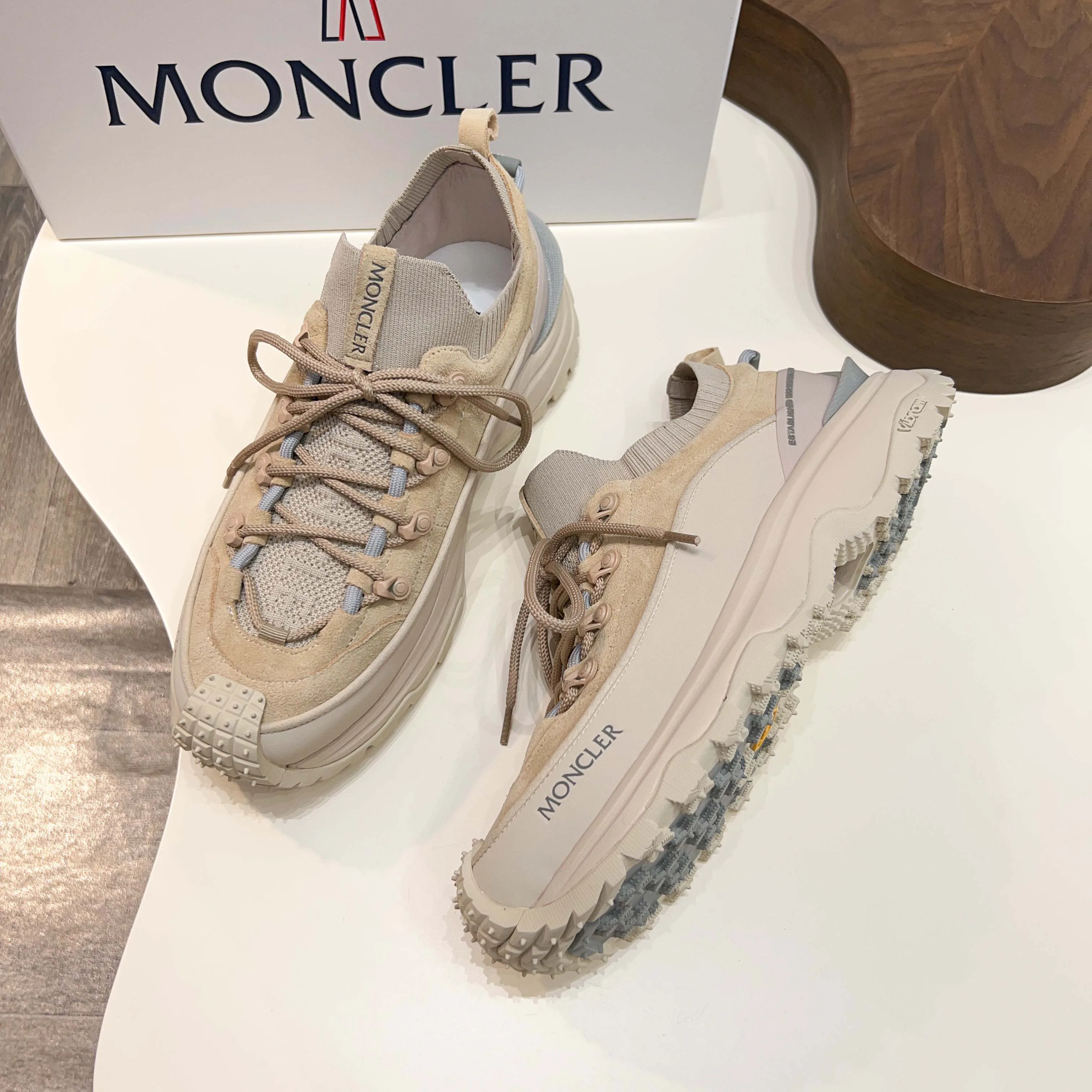 Кроссовки Мужские Moncler 18116744