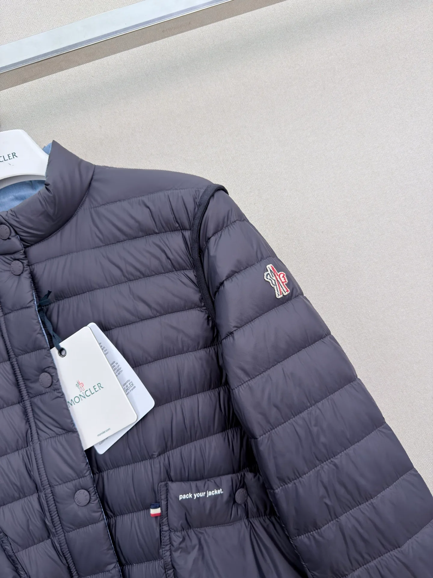 Куртки И Пуховики Женские Moncler 17919452