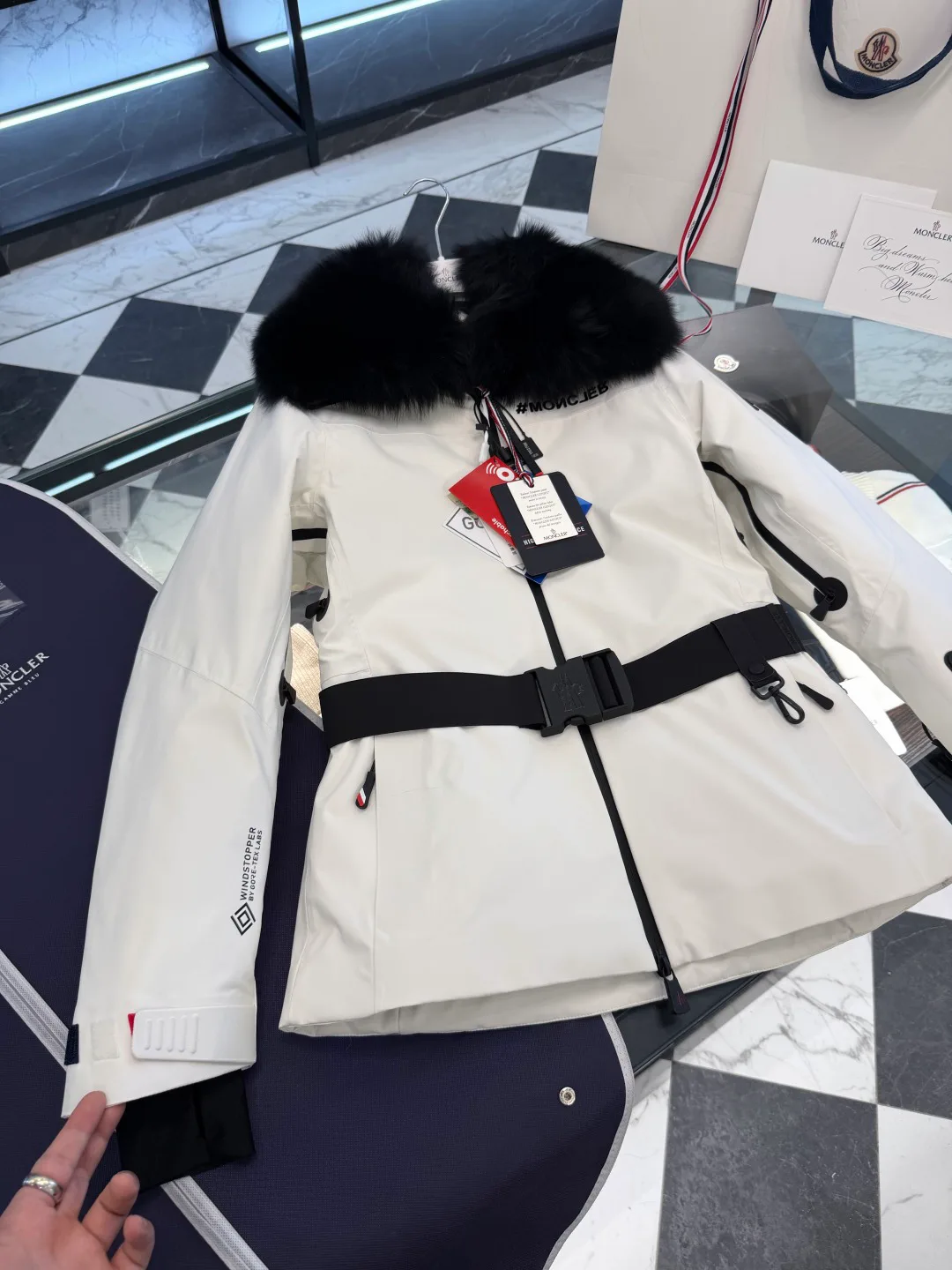 Куртки И Пуховики Женские Moncler 1859256